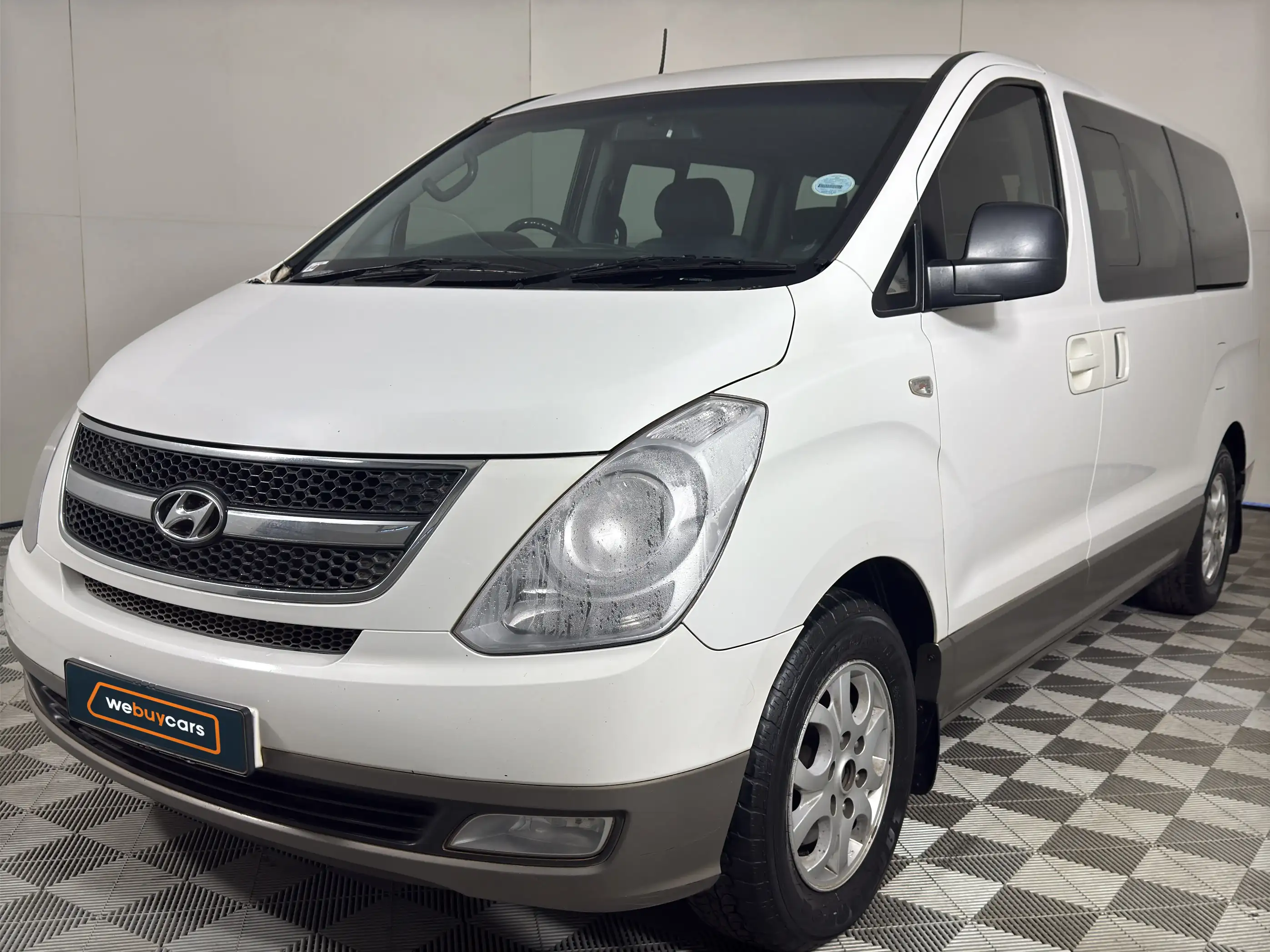 We Buy Cars | 2015 Hyundai H-1 — Stock Number C57705666