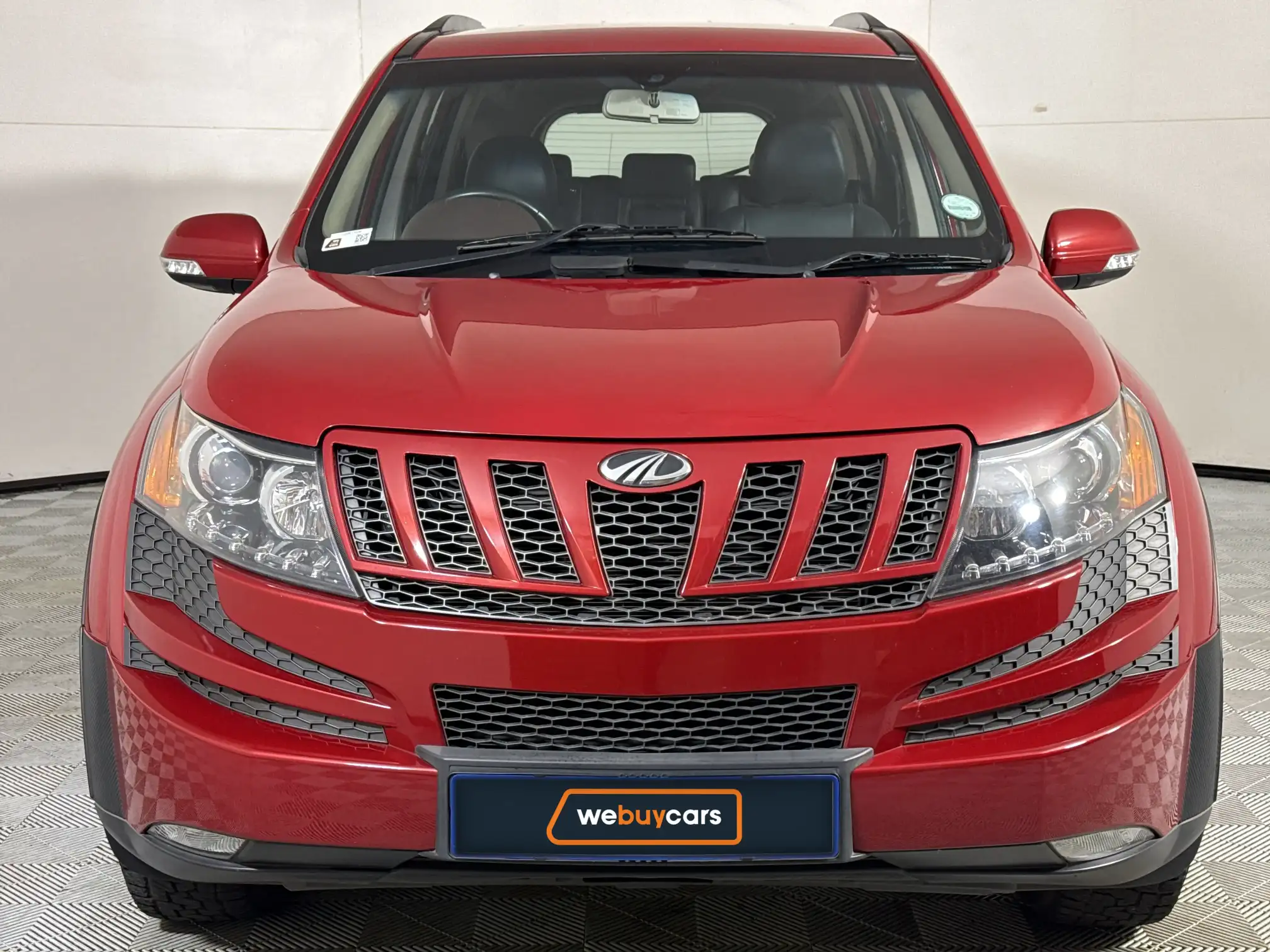 Mahindra XUV