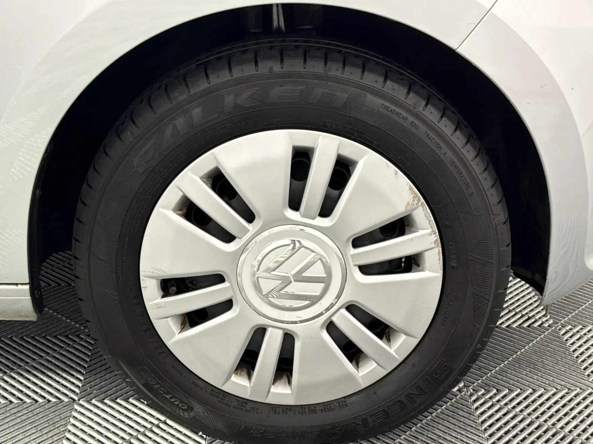 Volkswagen UP