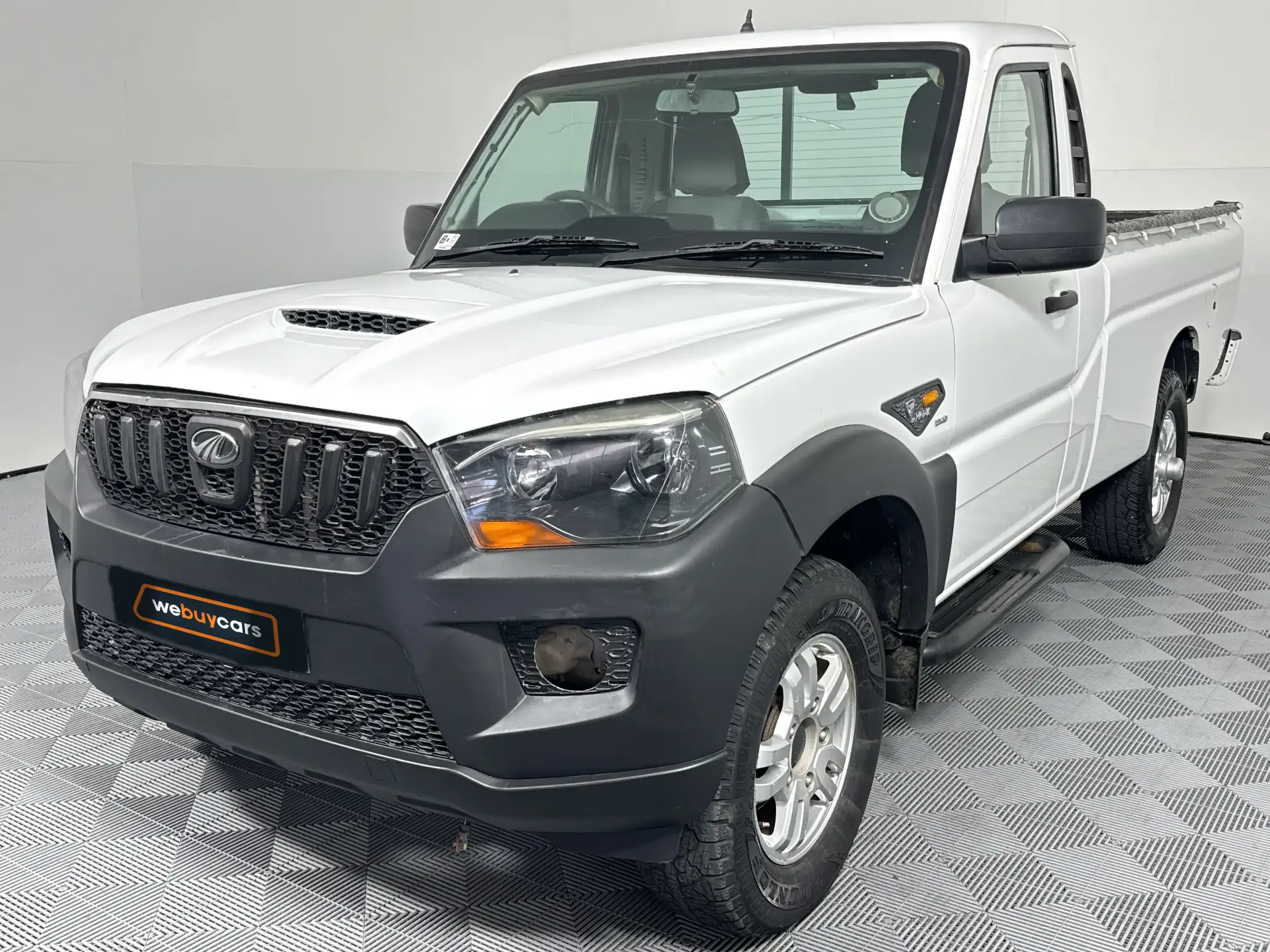 2019 Mahindra PIK UP