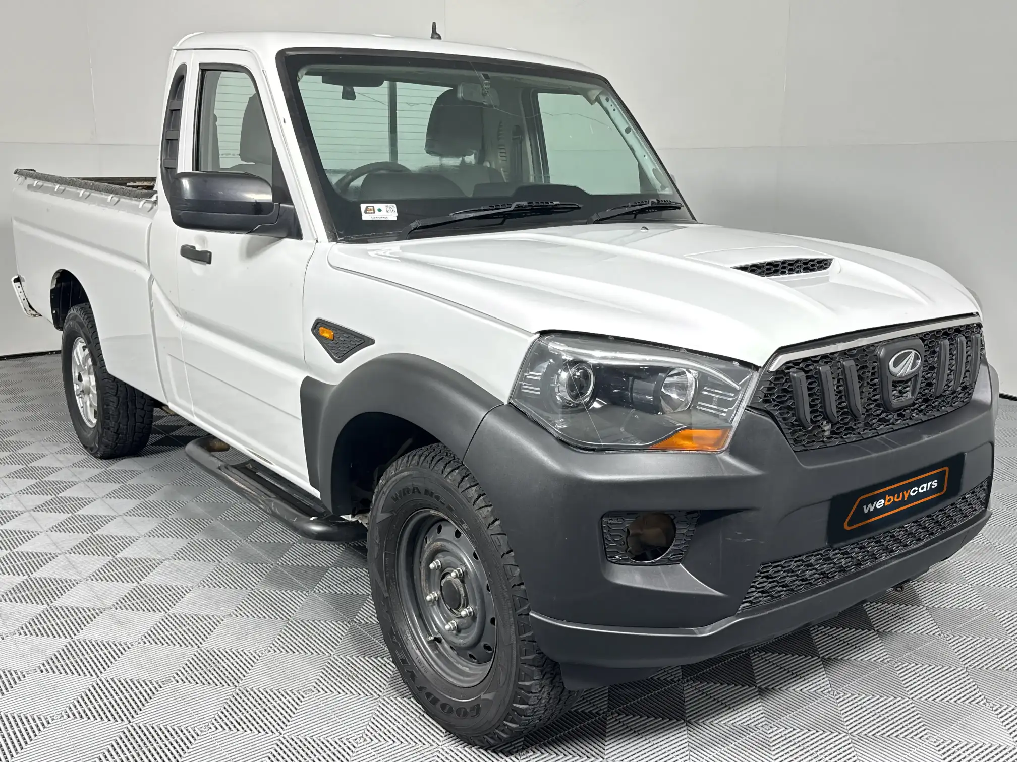 Mahindra PIK UP