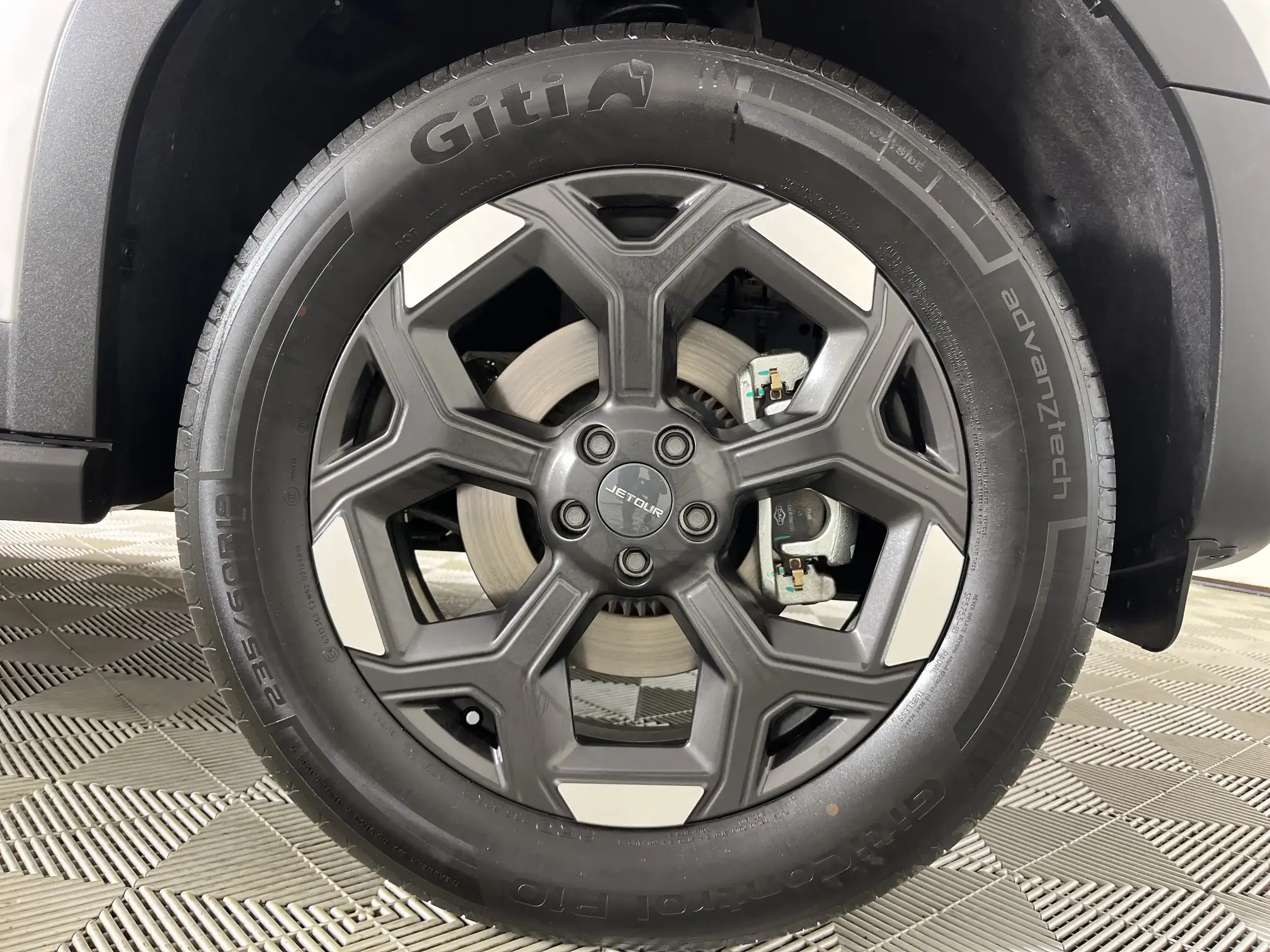 Jetour T1