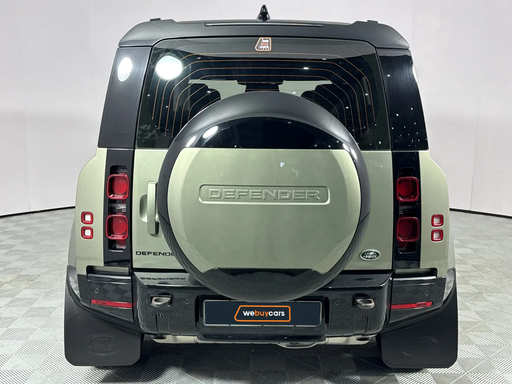 Land Rover Defender 110