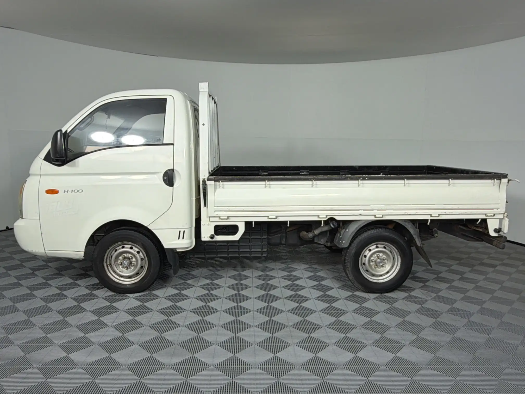 Hyundai H100