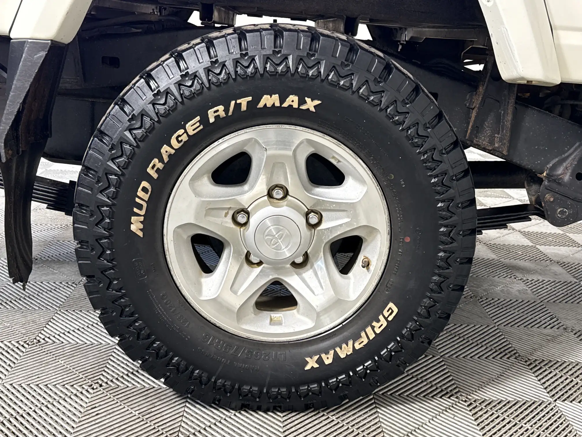 Toyota Land Cruiser