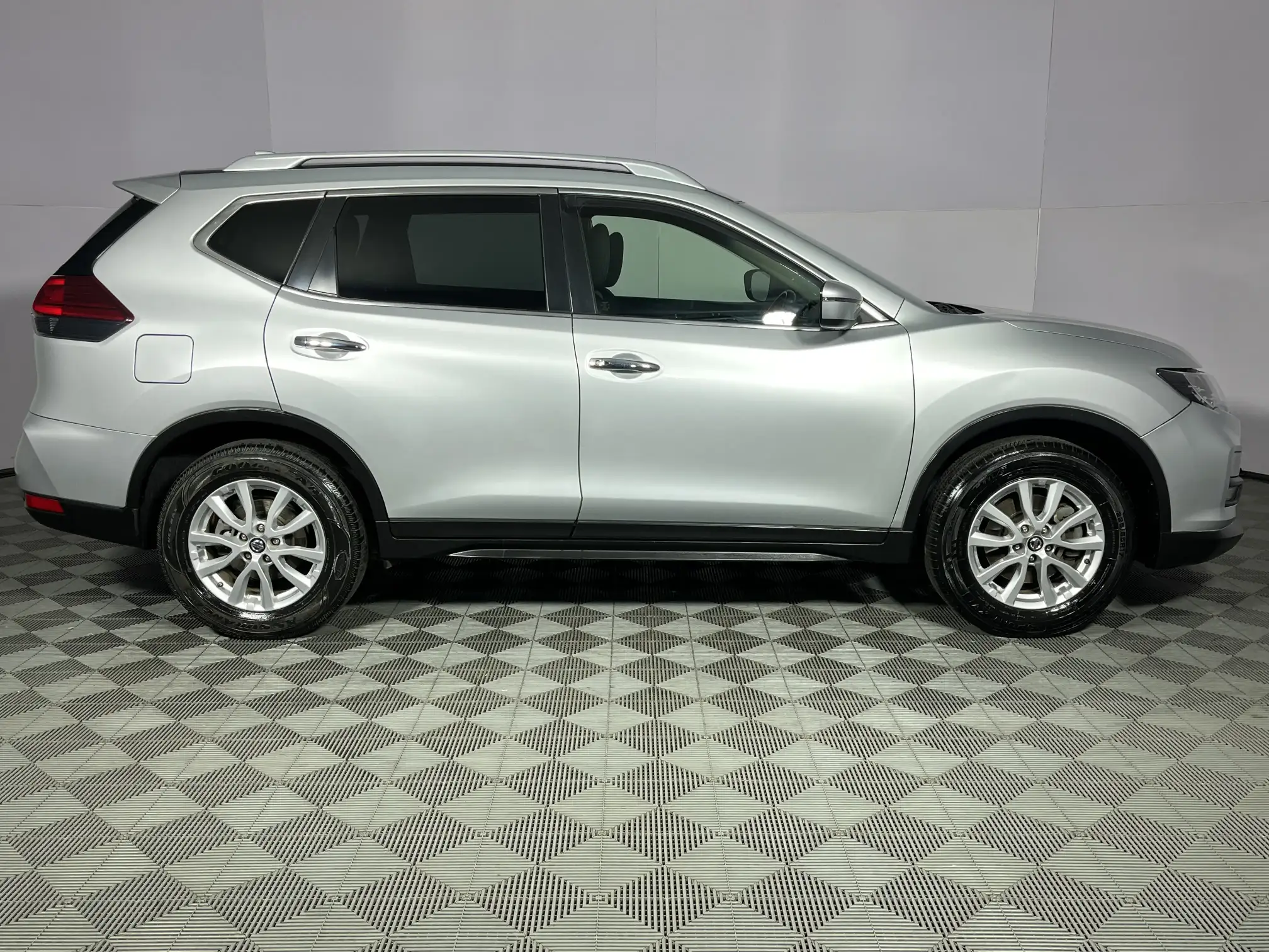 Nissan X Trail