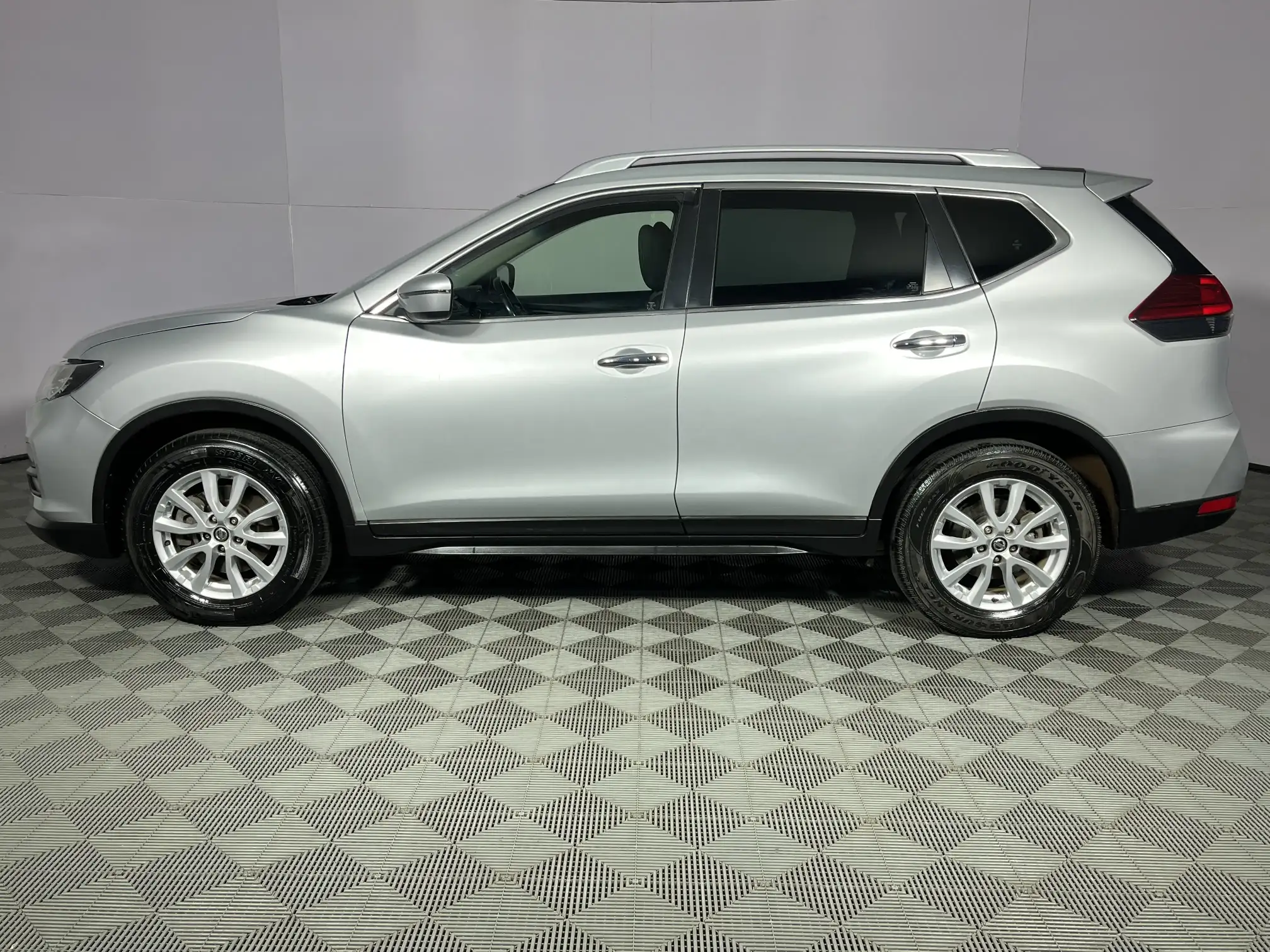 Nissan X Trail