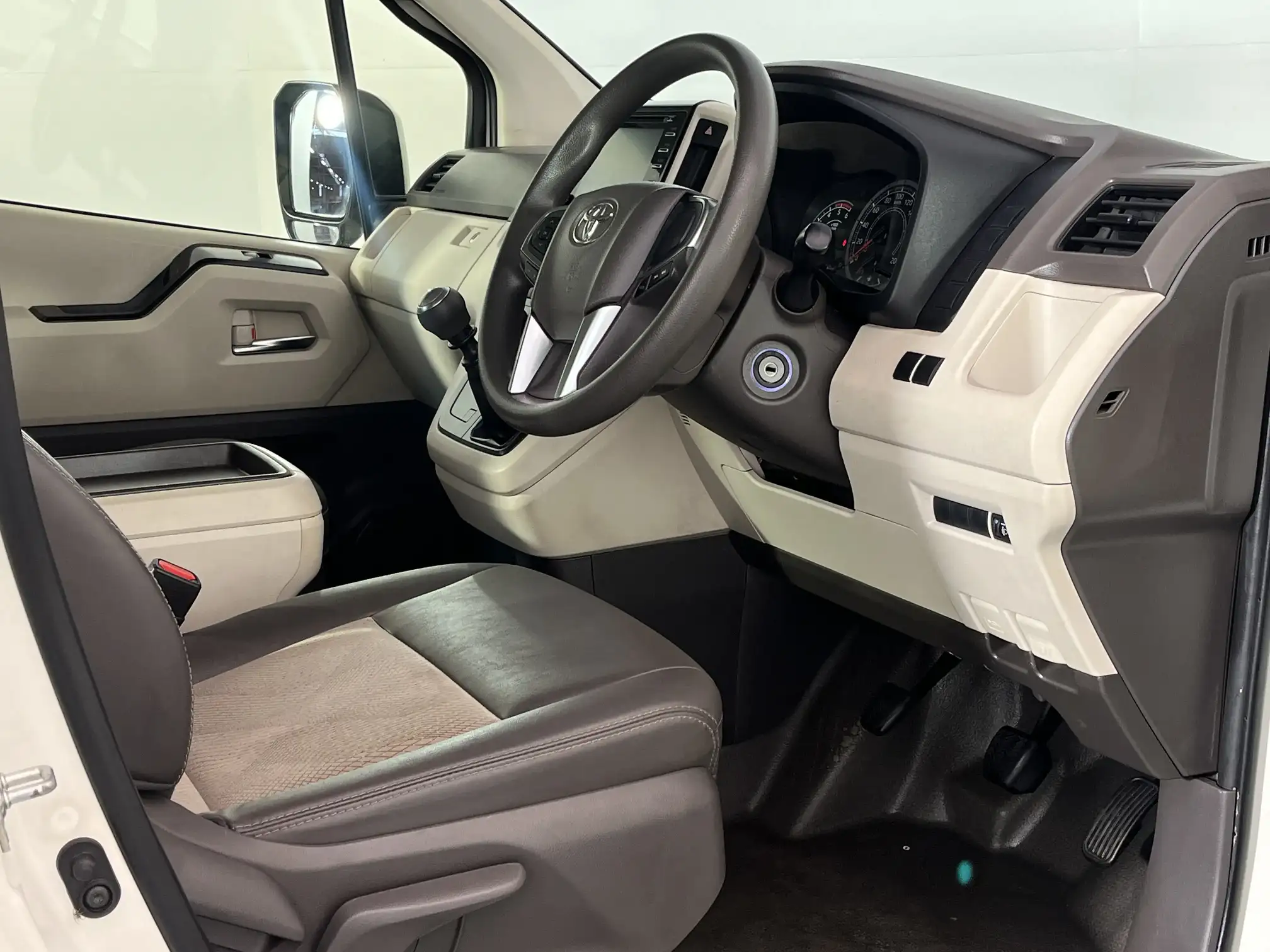 Toyota Quantum
