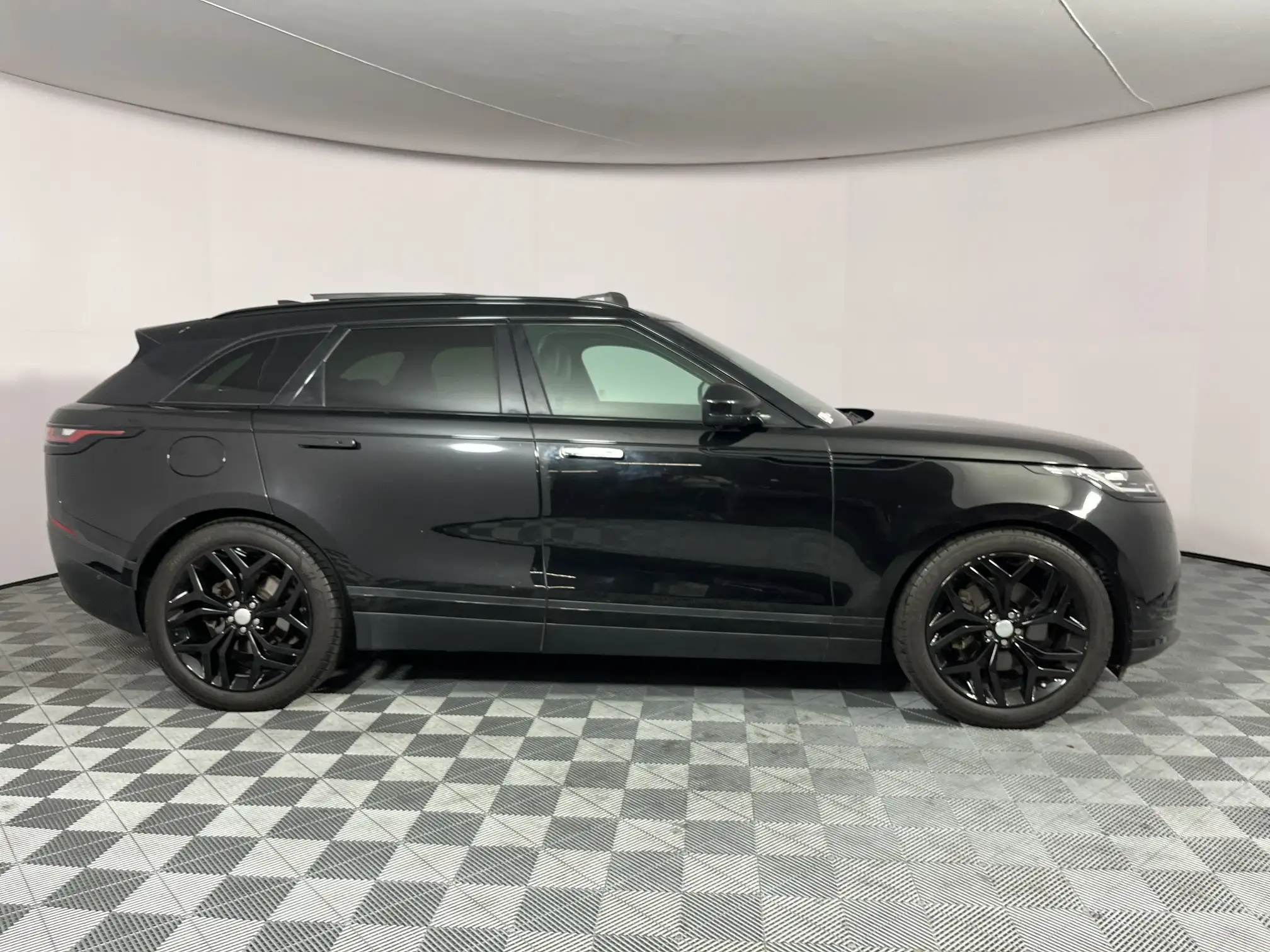 Land Rover Velar