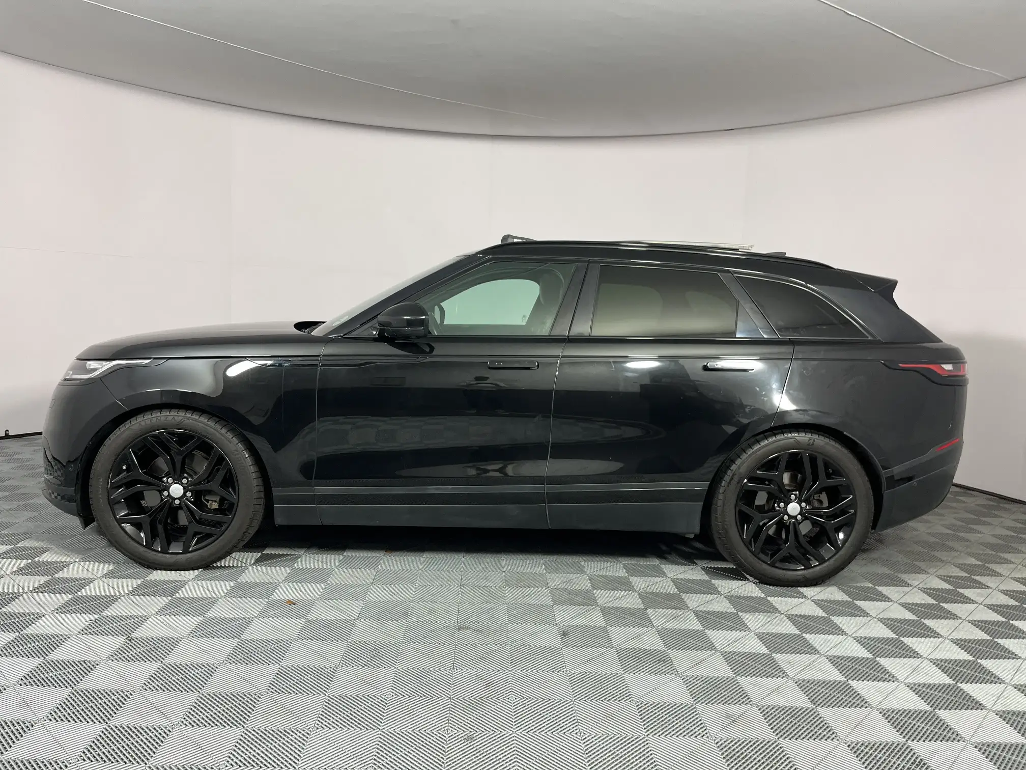 Land Rover Velar