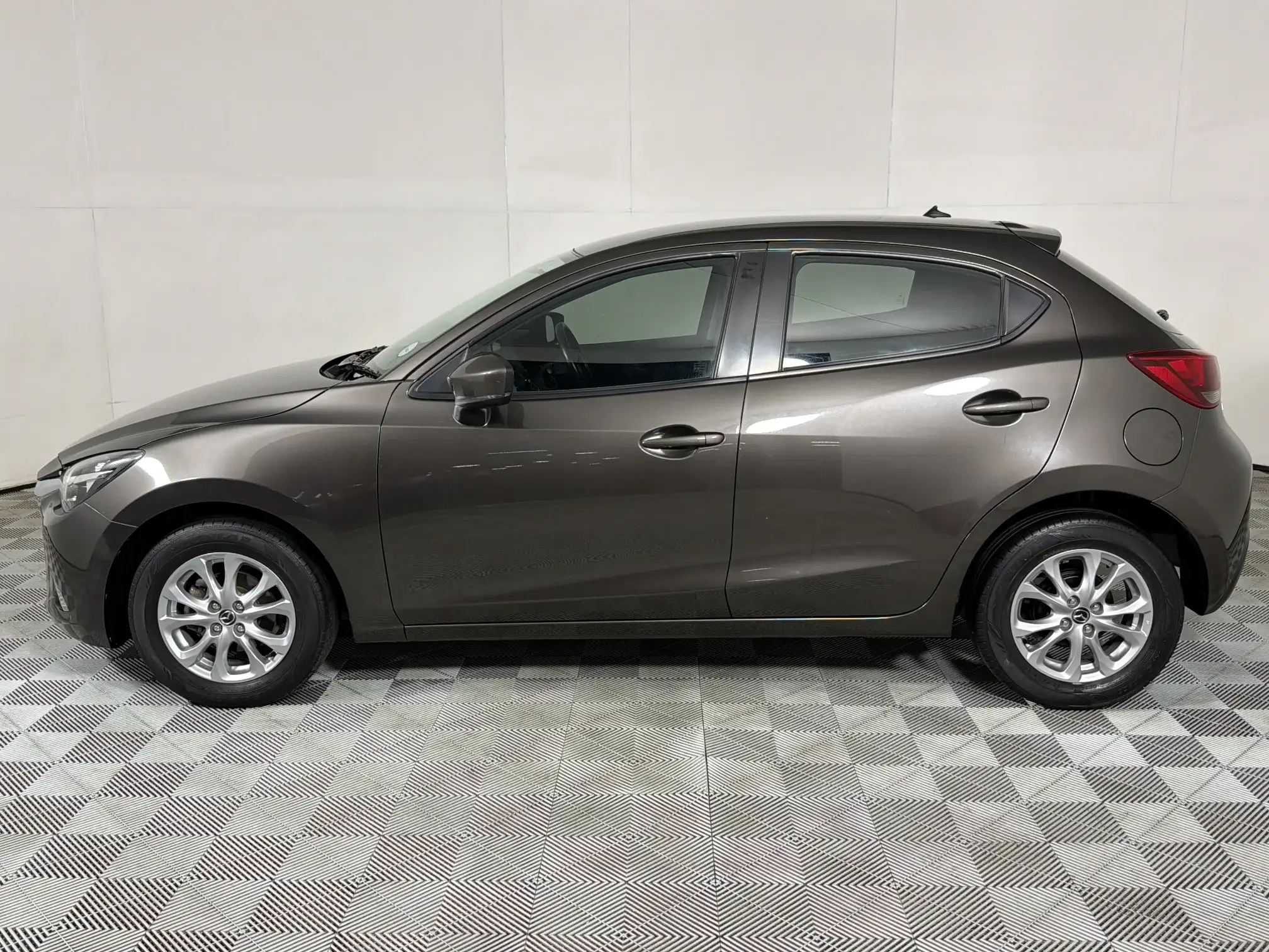 Mazda Mazda 2