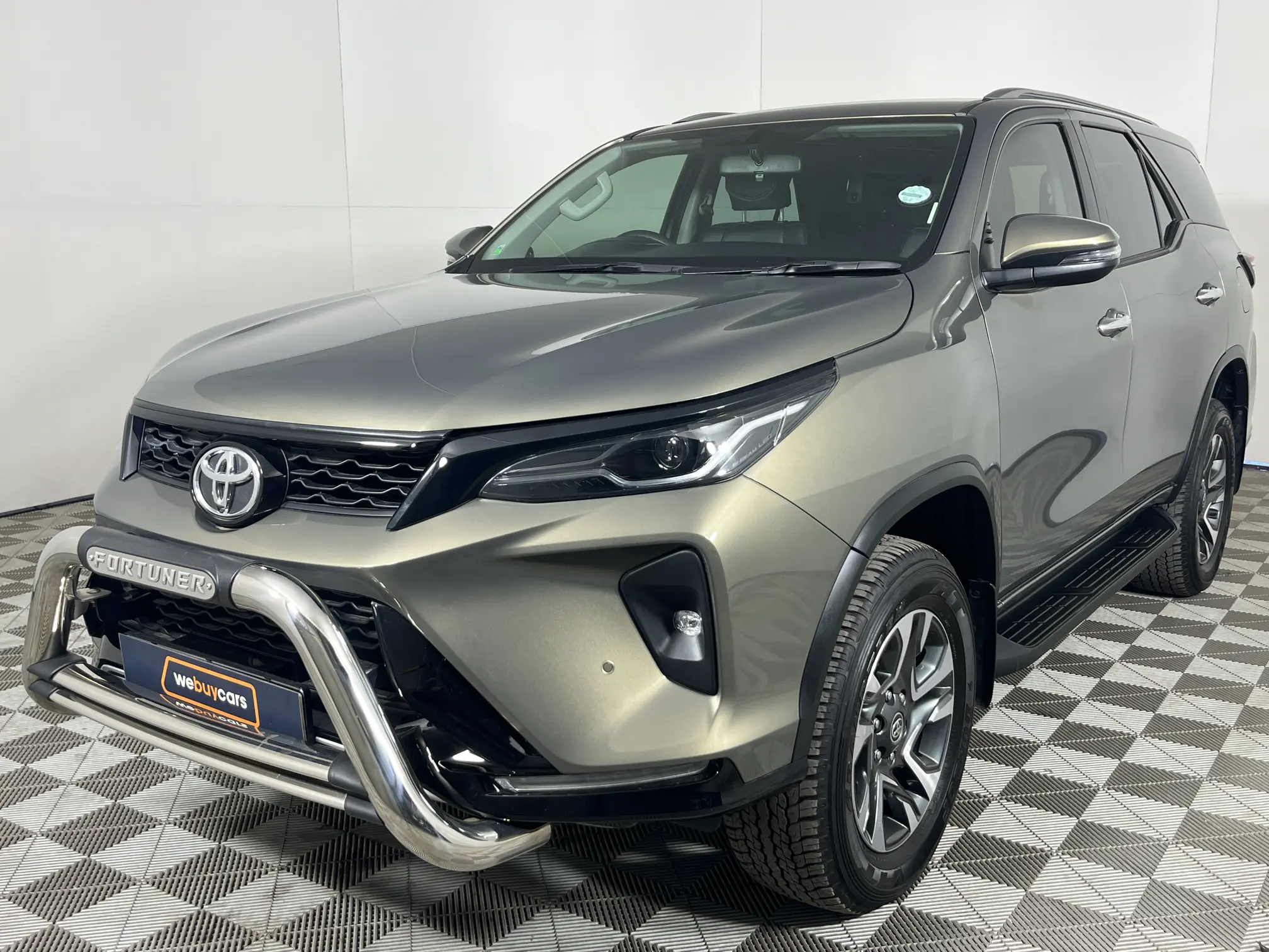 2023 Toyota Fortuner 2.4gd-6 R/B Auto