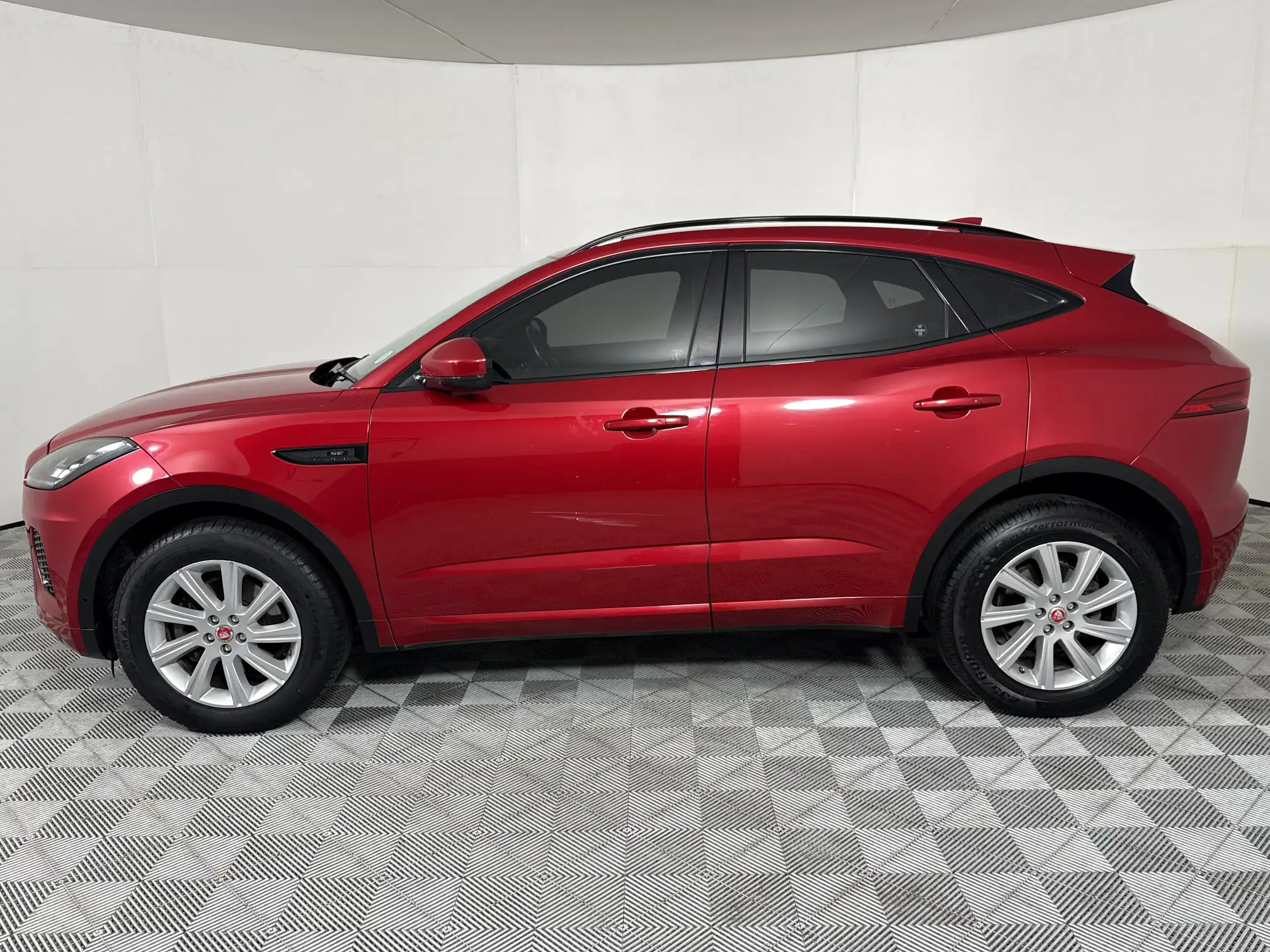 Jaguar E-Pace