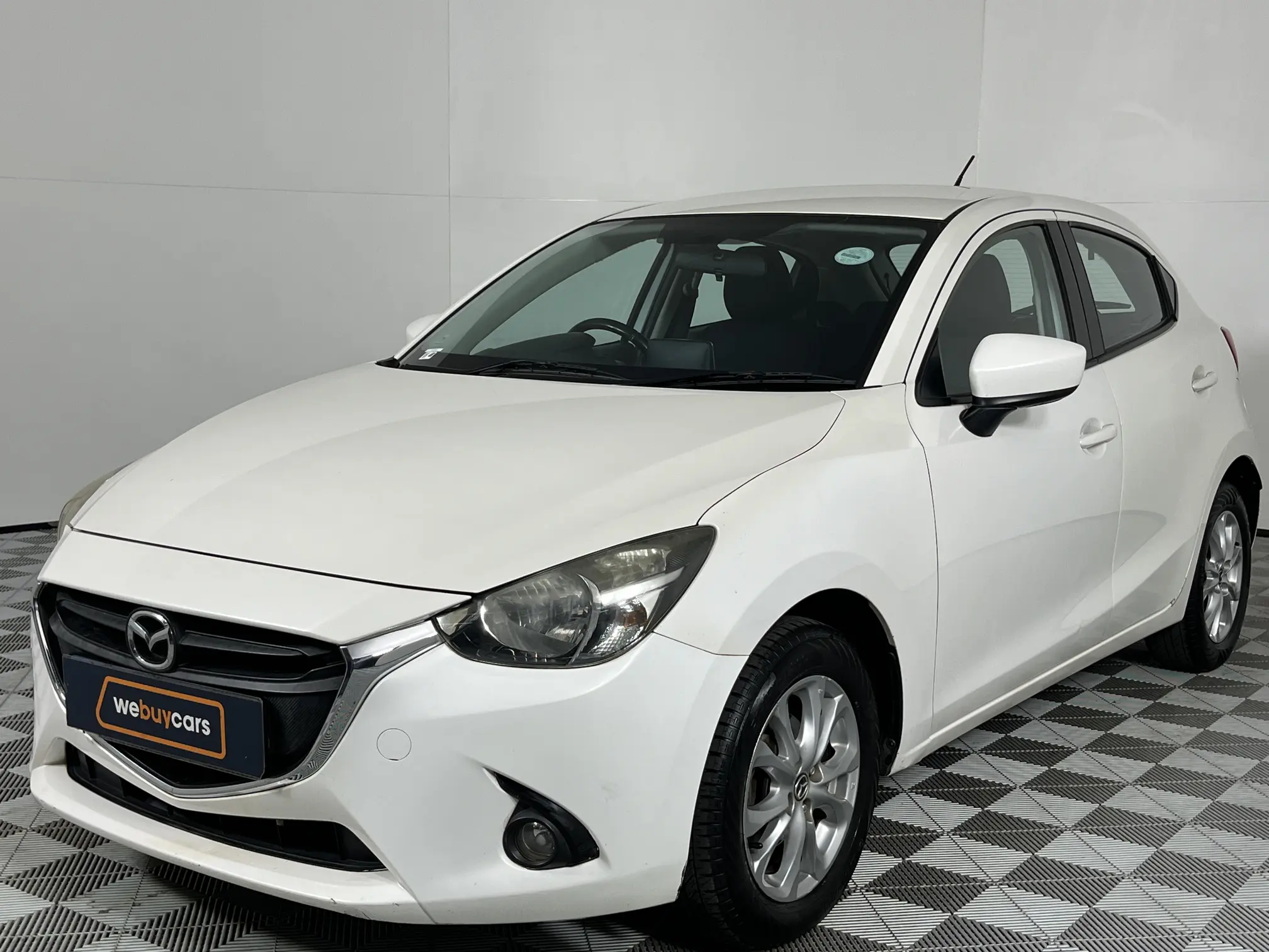 2016 Mazda Mazda 2 1.5 Dynamic 5-Door