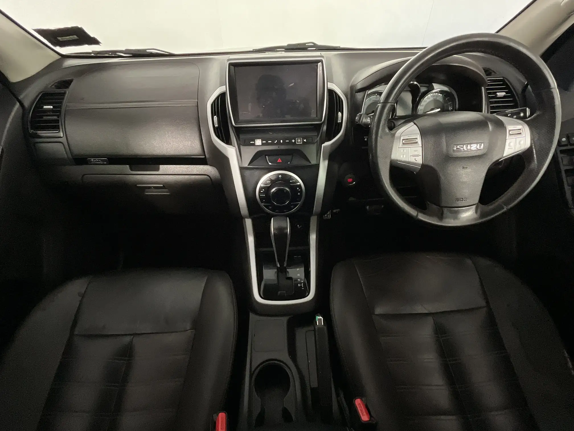 Isuzu MU-X