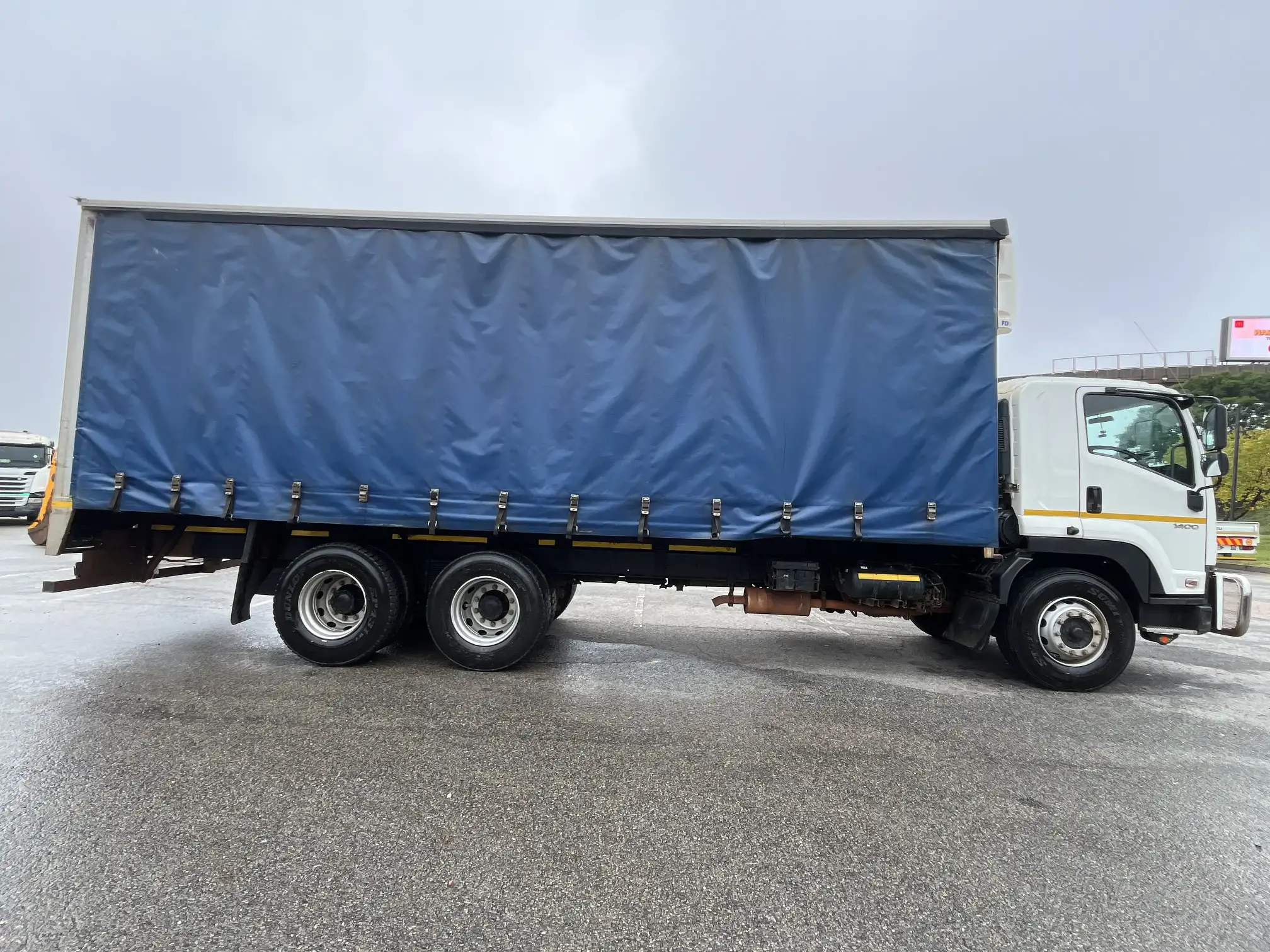 Isuzu 1400