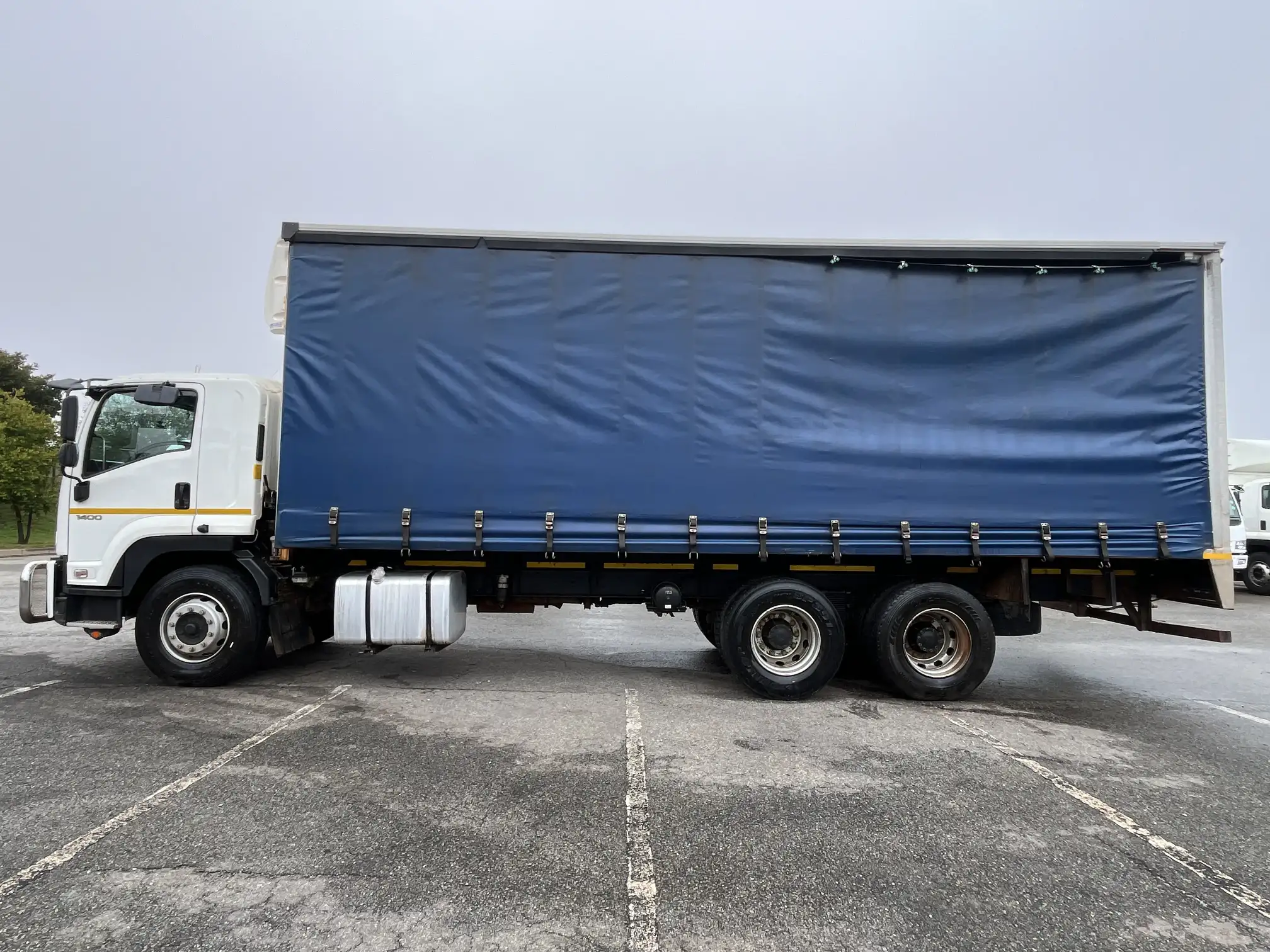 Isuzu 1400