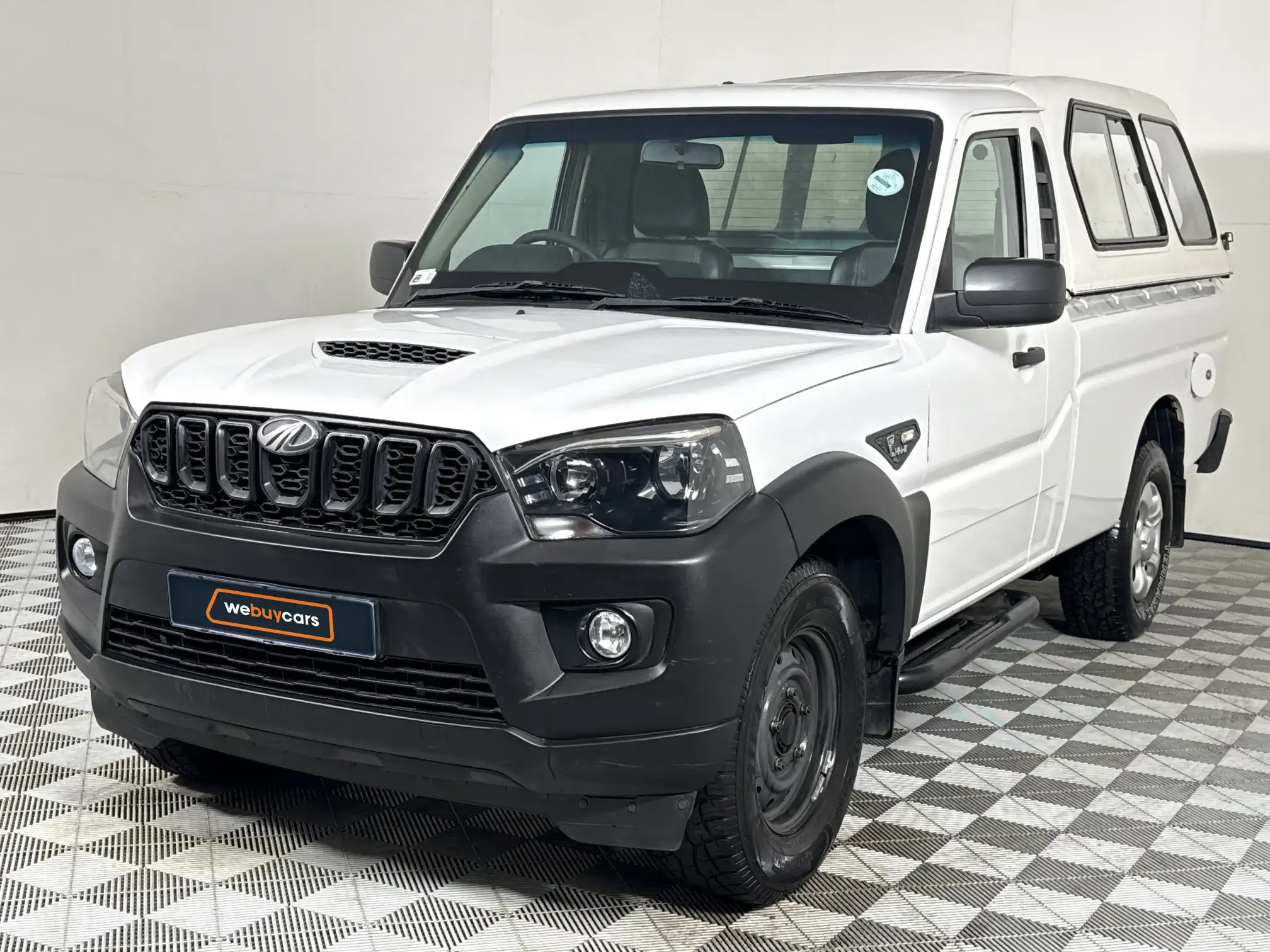 2022 Mahindra PIK UP
