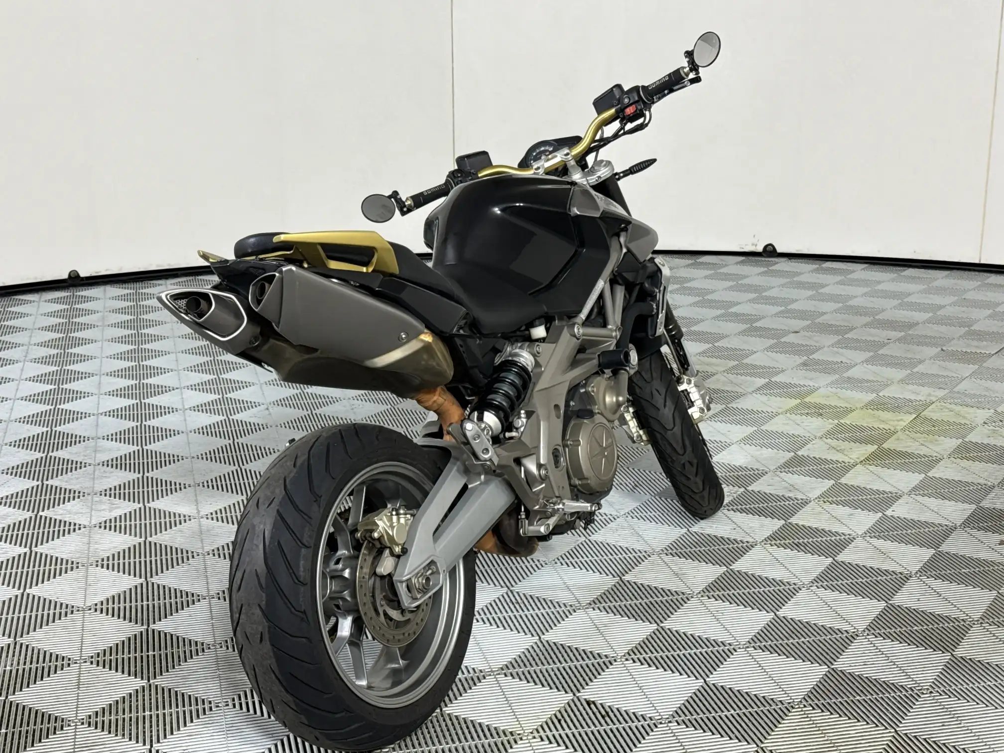 Aprilia Shiver