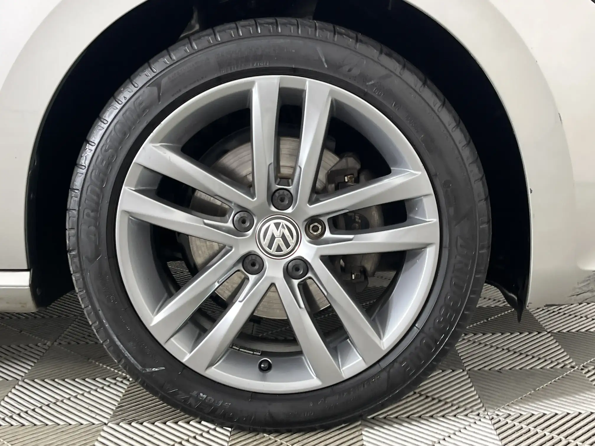 Volkswagen Golf SV