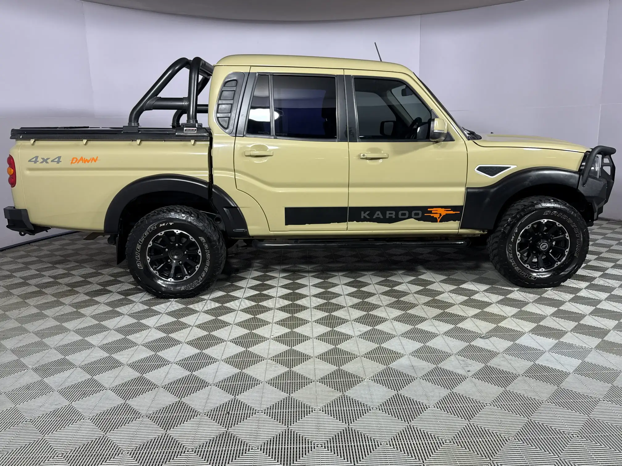 Mahindra PIK UP