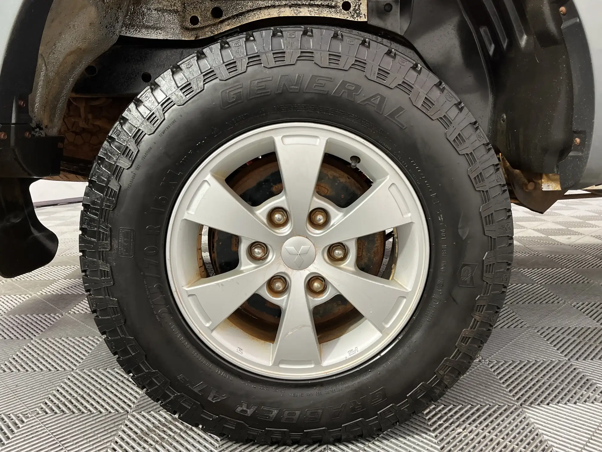 Mitsubishi Triton