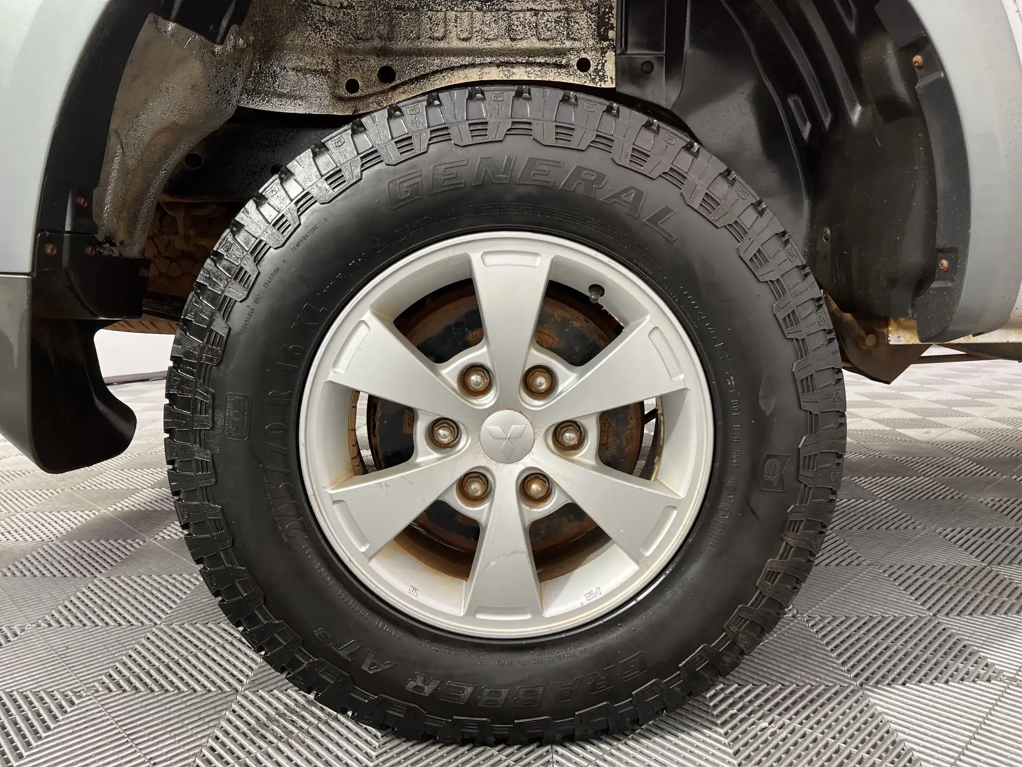 Mitsubishi Triton