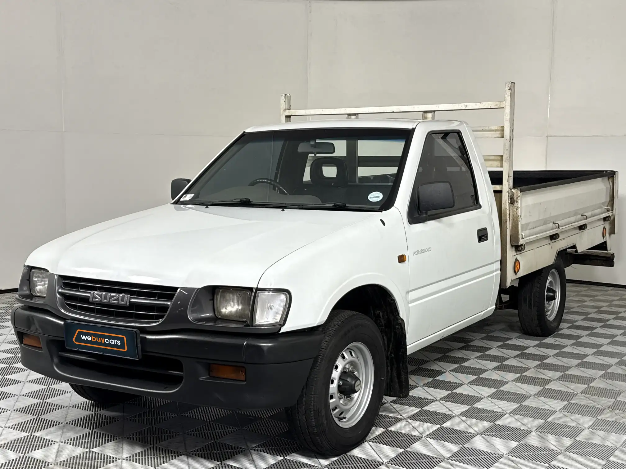 2002 Isuzu KB