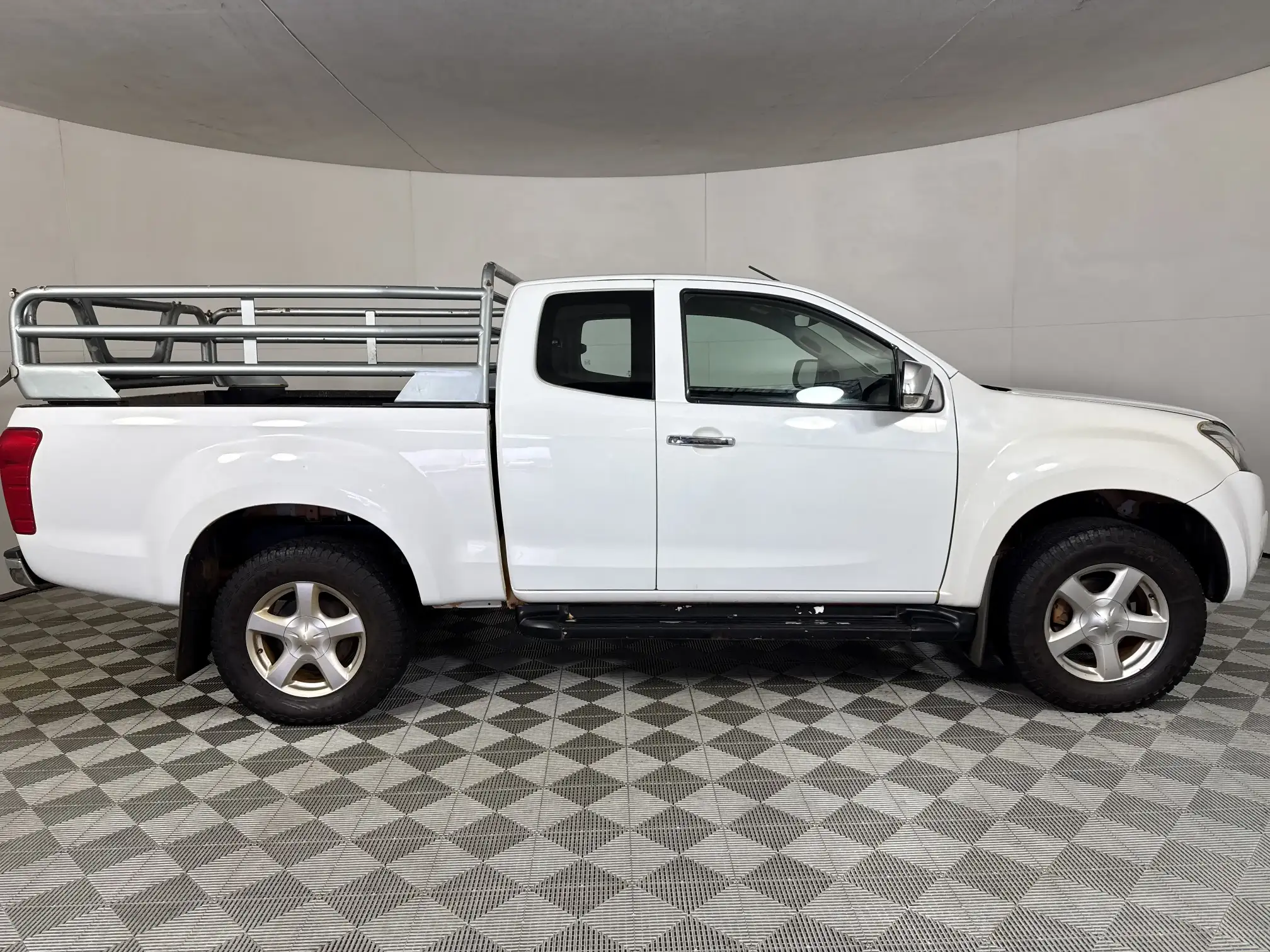 Isuzu KB