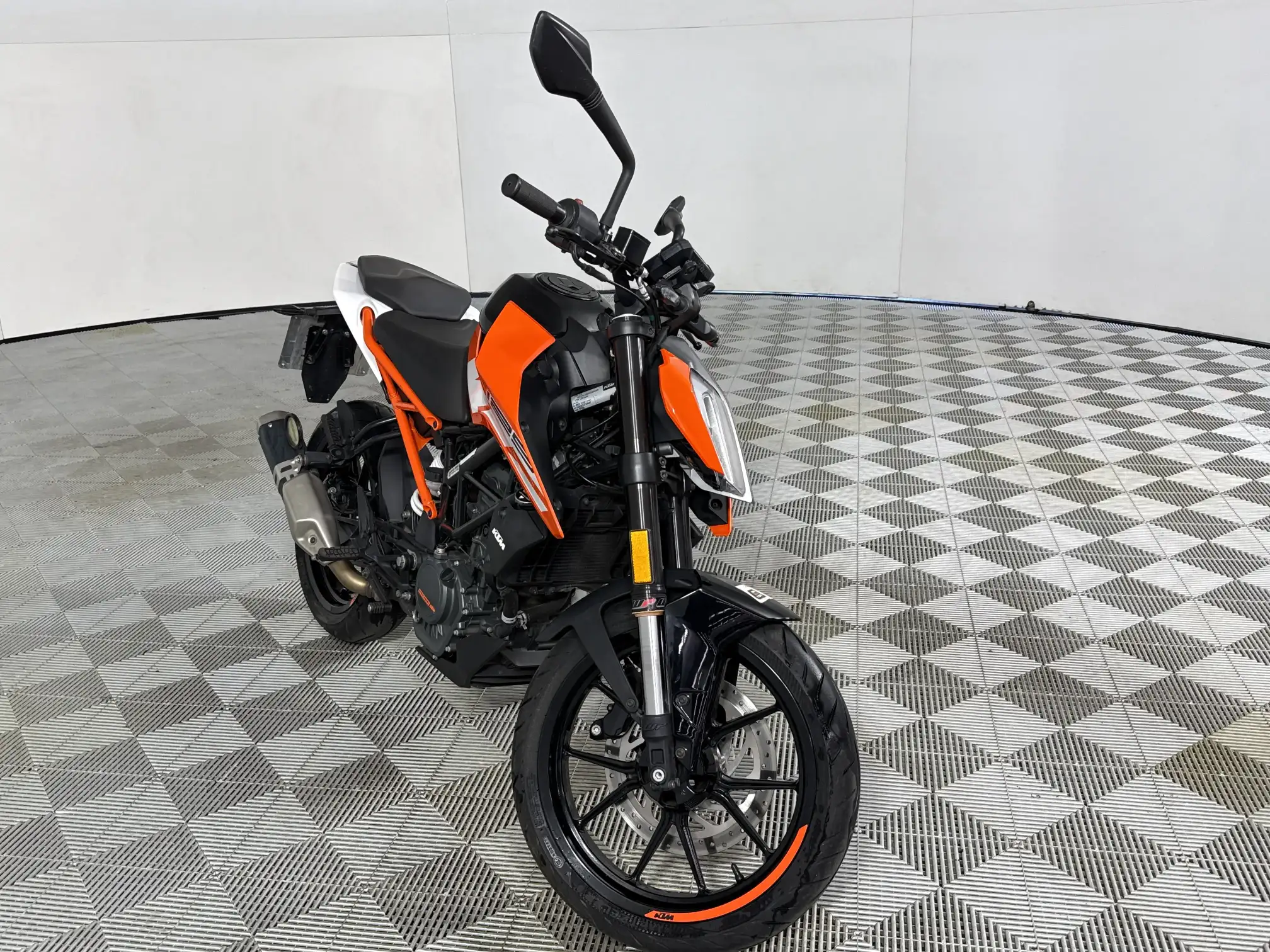 KTM Duke