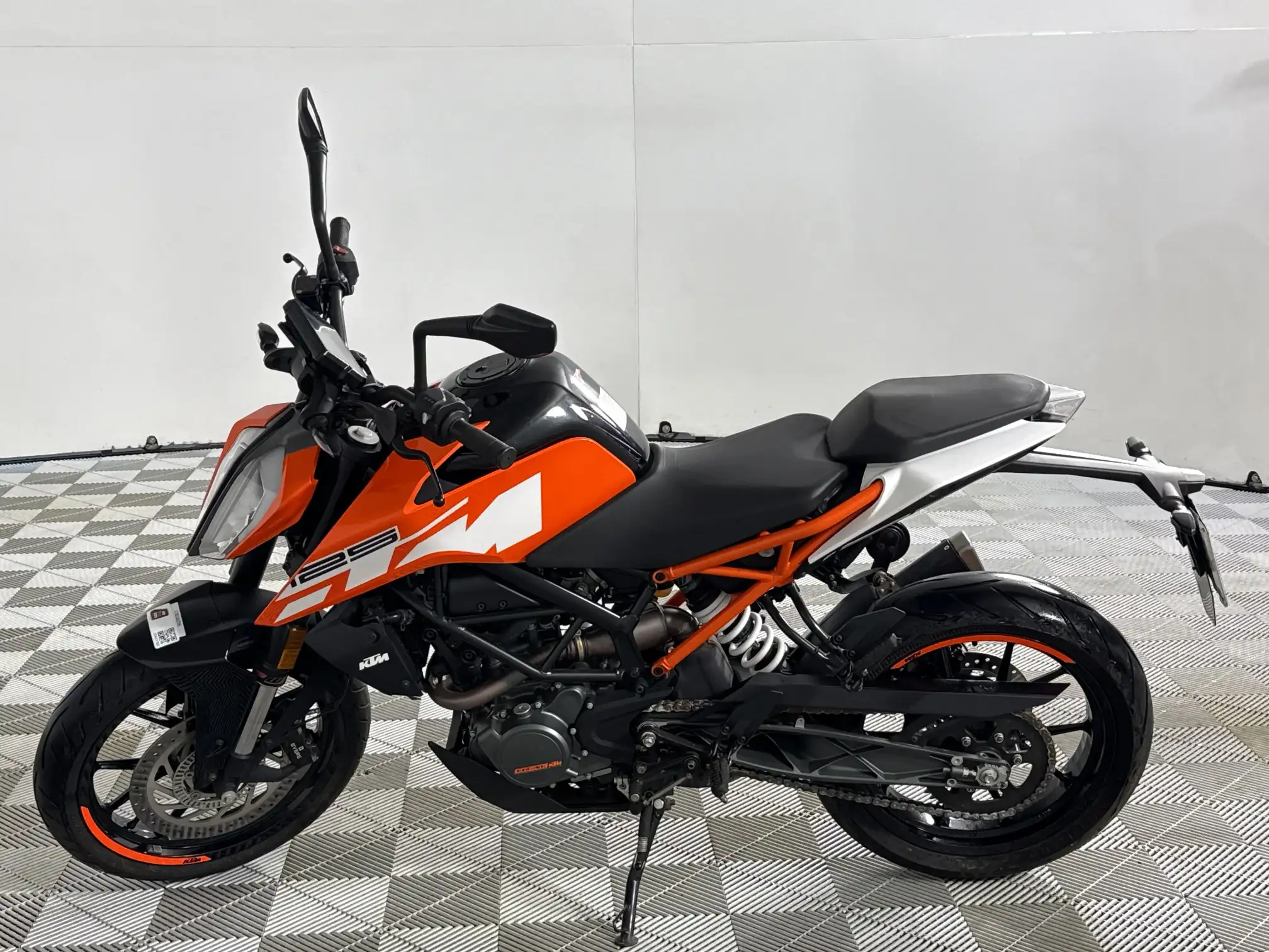 KTM Duke