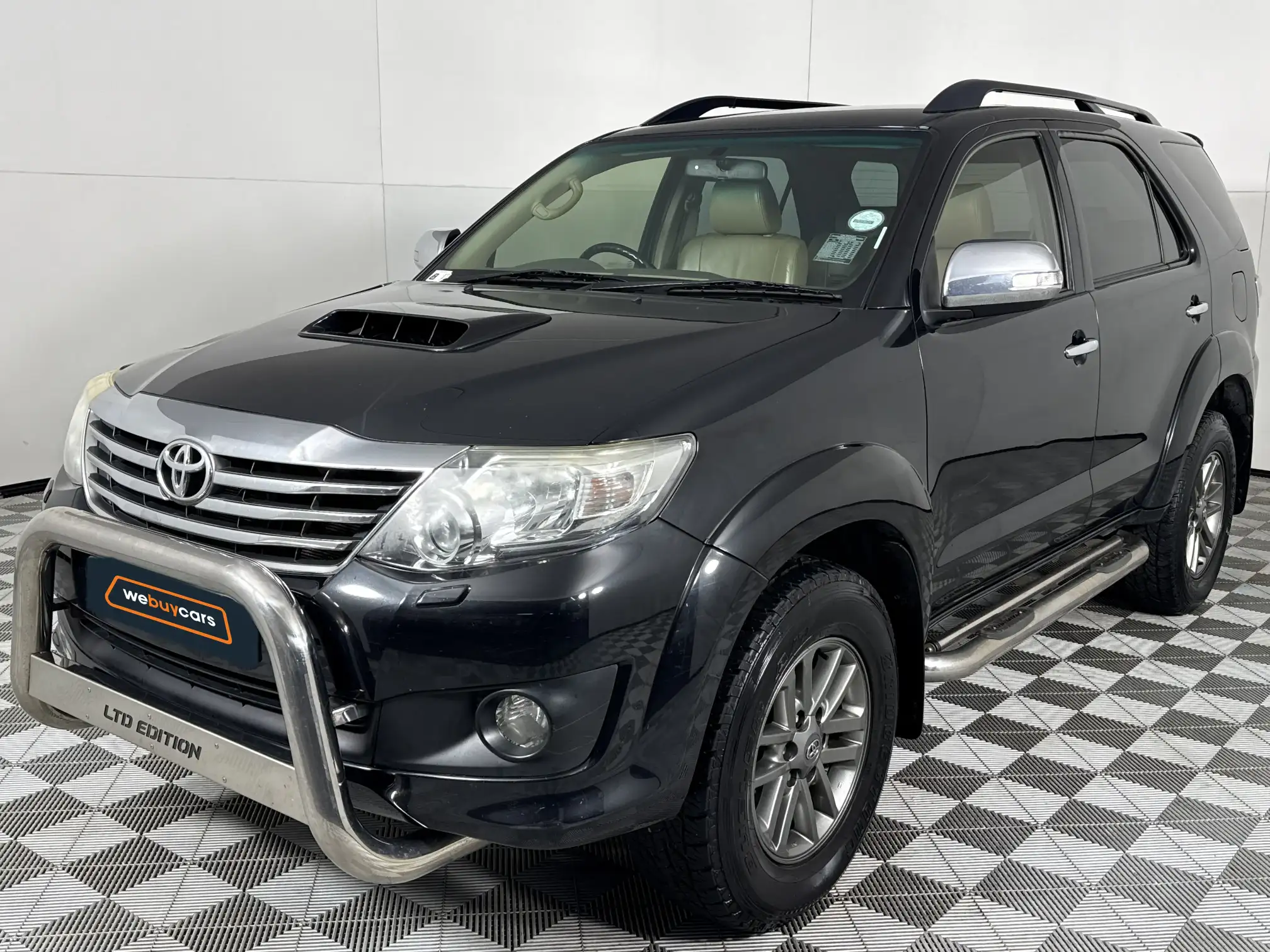 2013 Toyota Fortuner