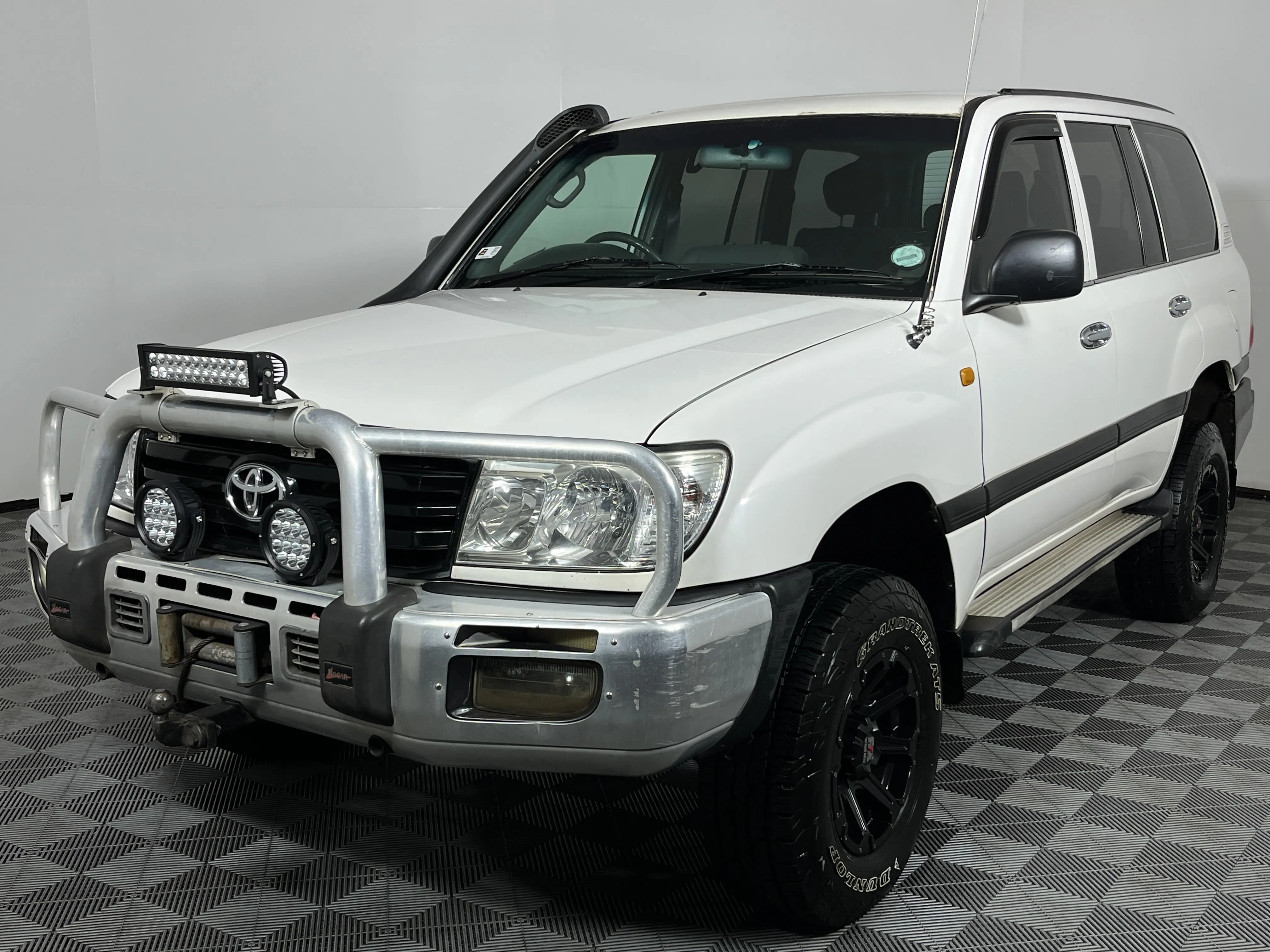 1999 Toyota Land Cruiser 100 GX P