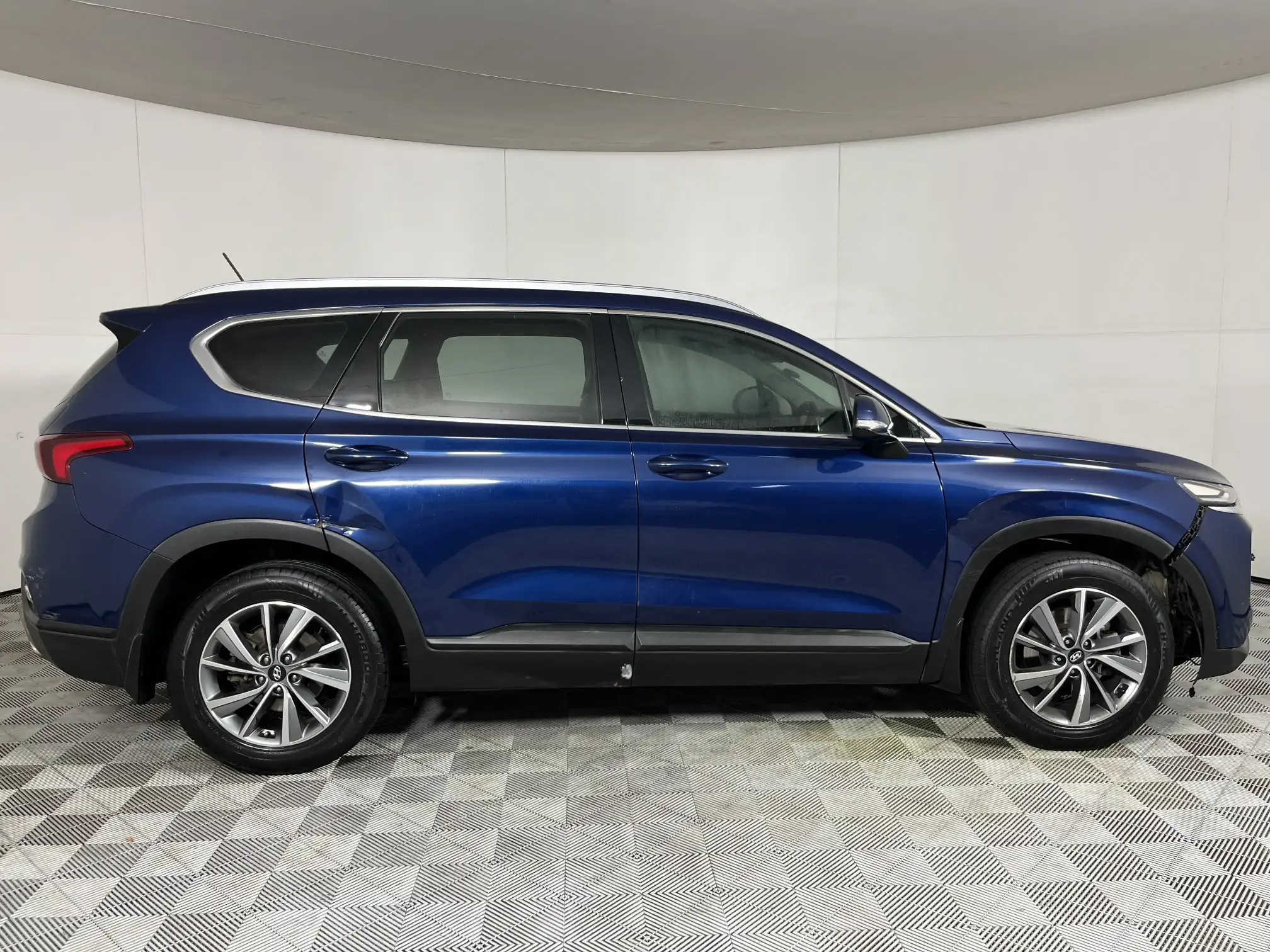 Hyundai Santa-FE