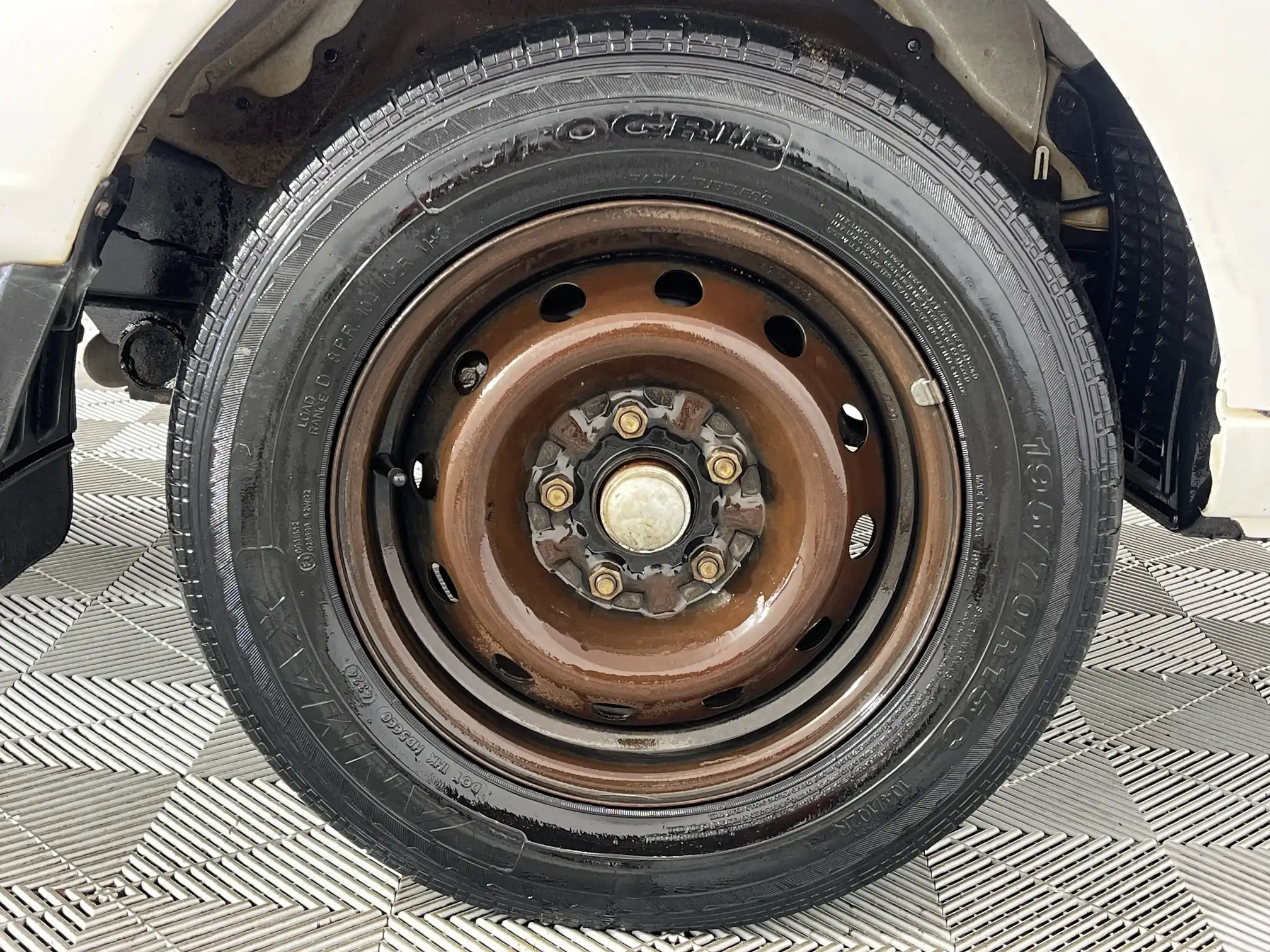 Hyundai H100