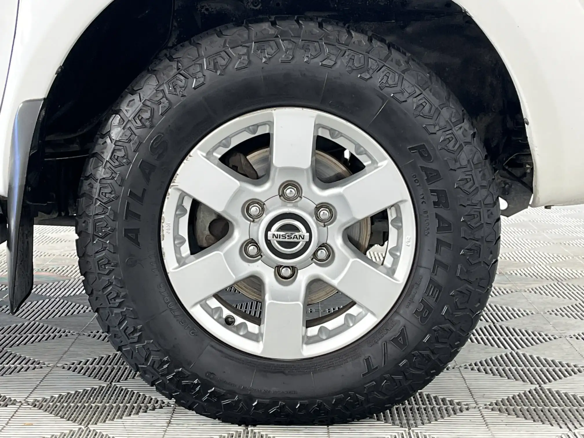 Nissan Hardbody