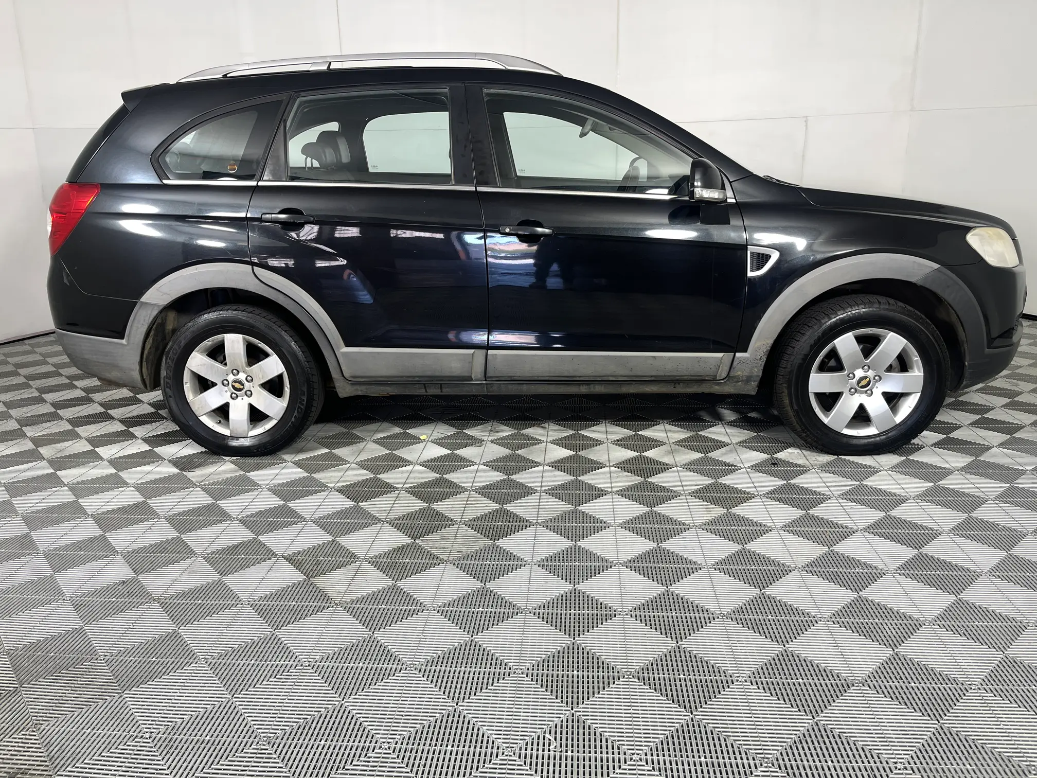 Used 2009 Chevrolet Captiva 2.4 LT 4x4 for sale | WeBuyCars