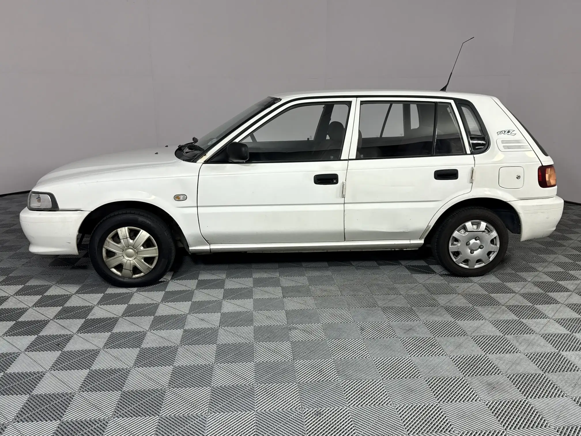 Toyota Tazz