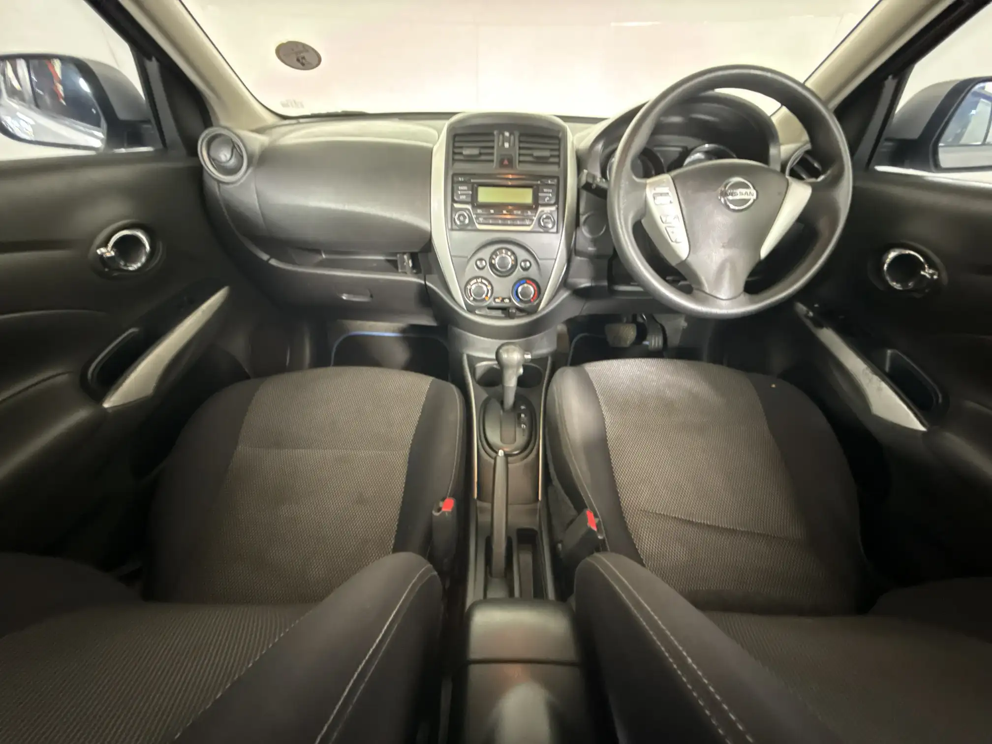 Nissan Almera