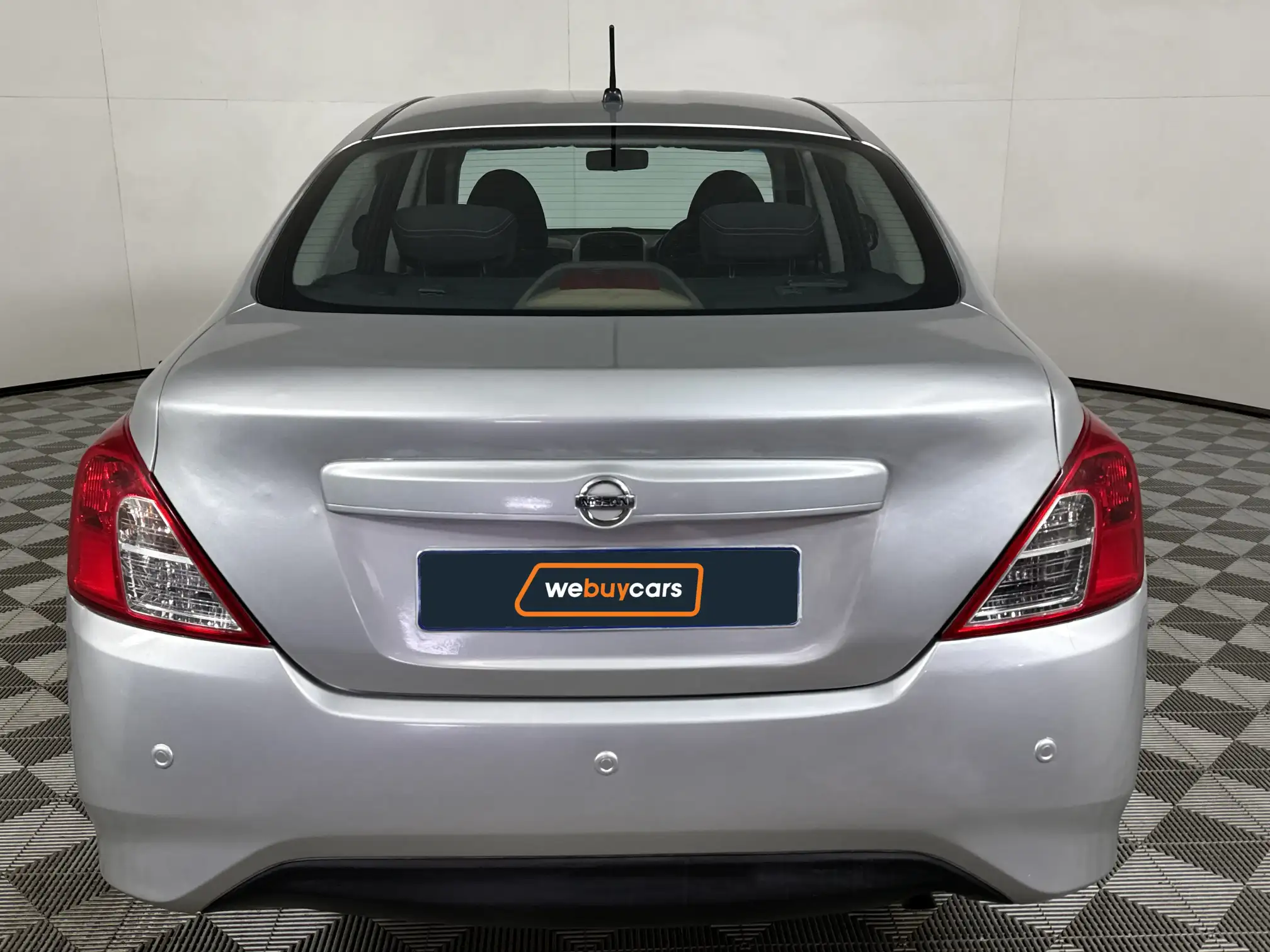 Nissan Almera