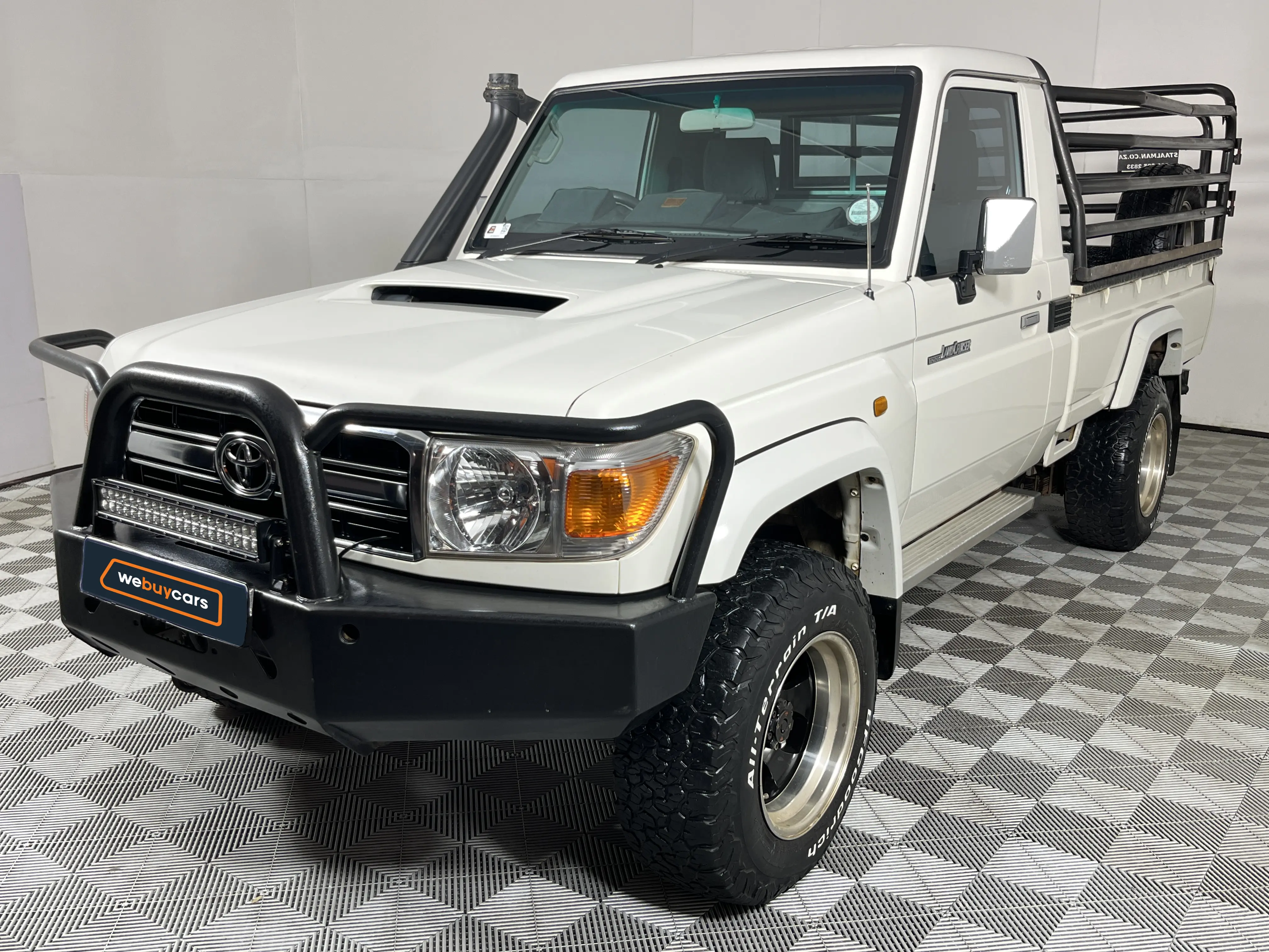2015 Toyota Land Cruiser 79 4.5d Pick Up Single Cab
