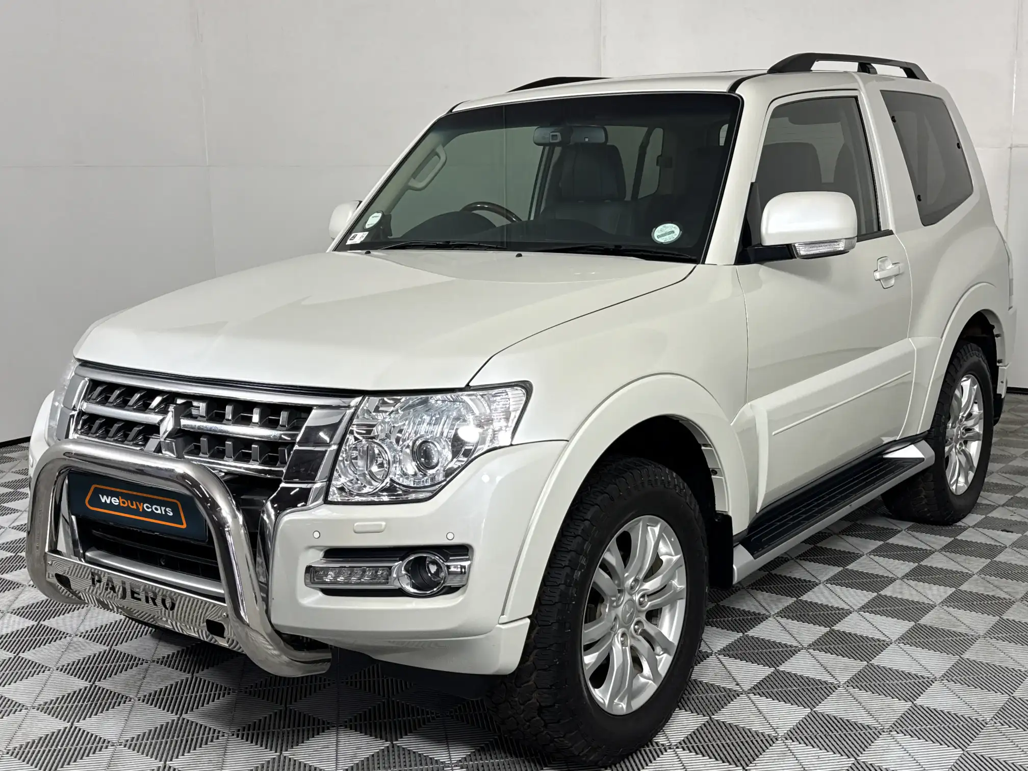 2018 Mitsubishi Pajero