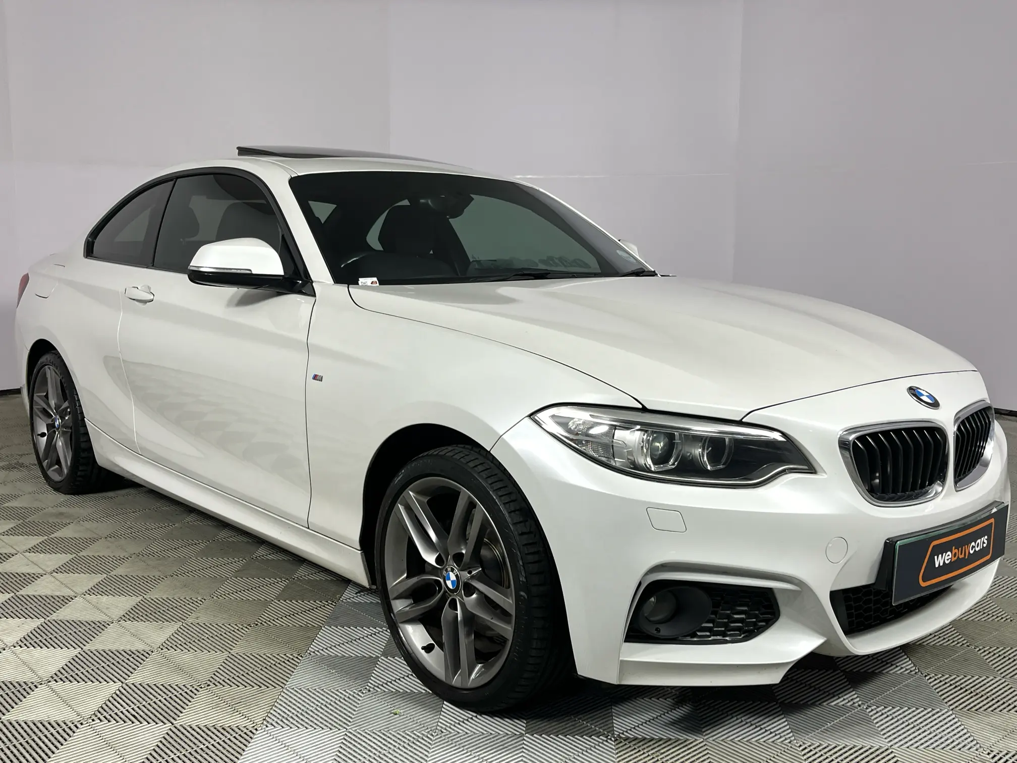 Used 2016 BMW 2 Series 220d M Sport Auto (F22) for sale | WeBuyCars