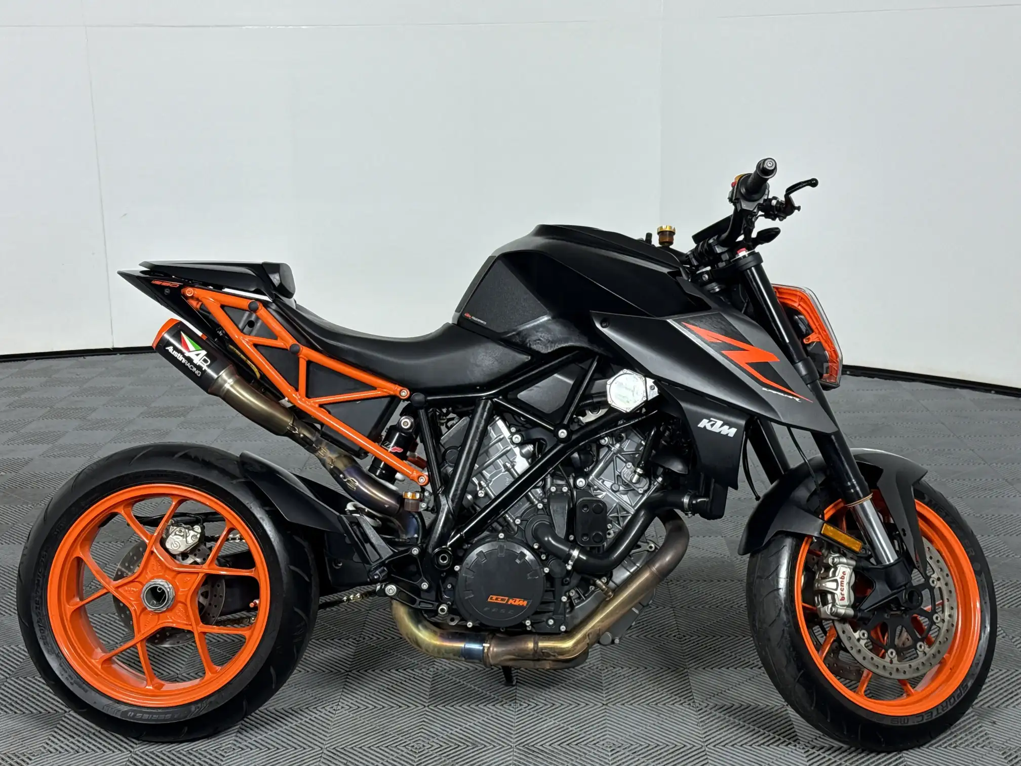 KTM Super Duke