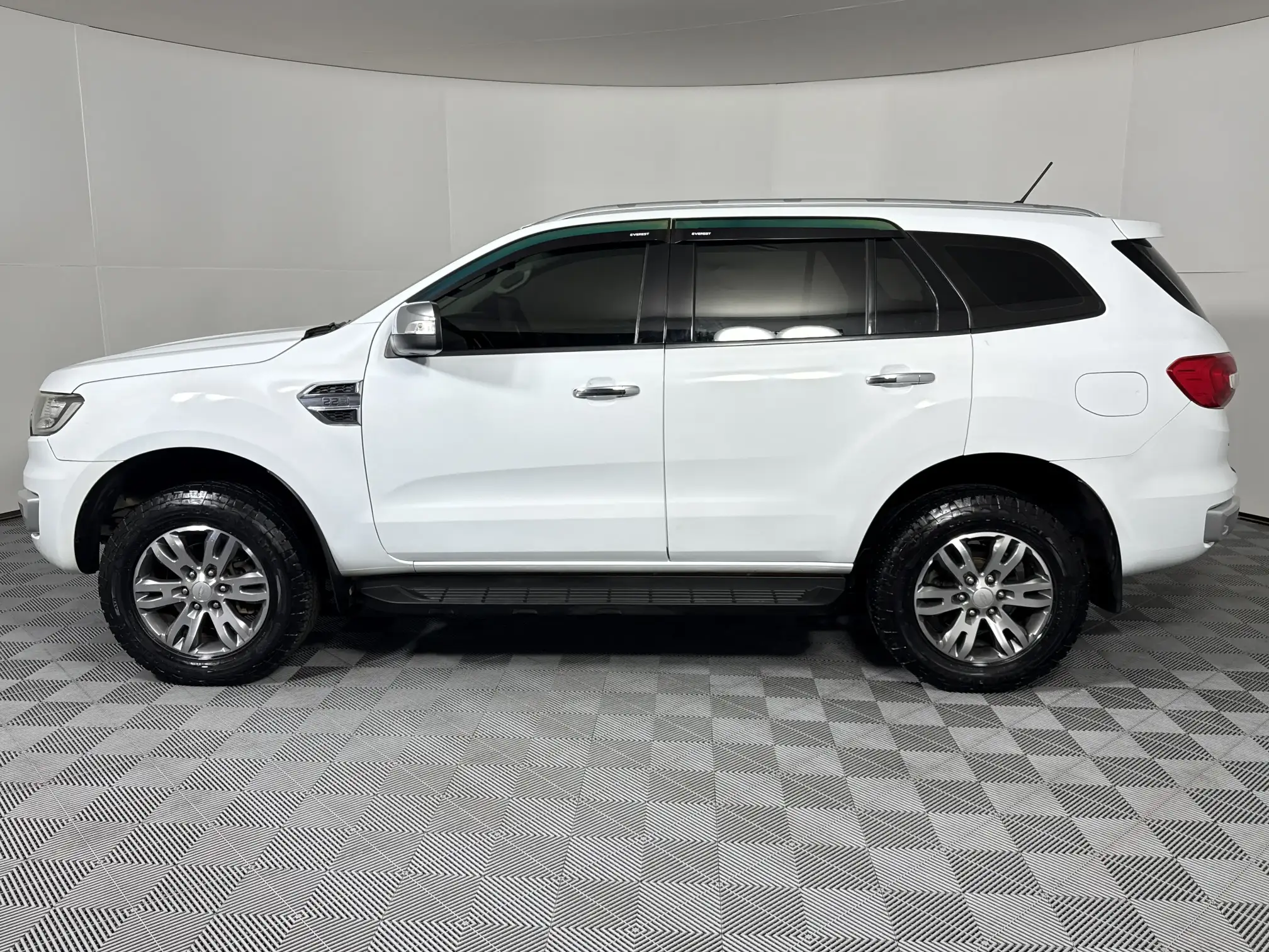 Ford Everest