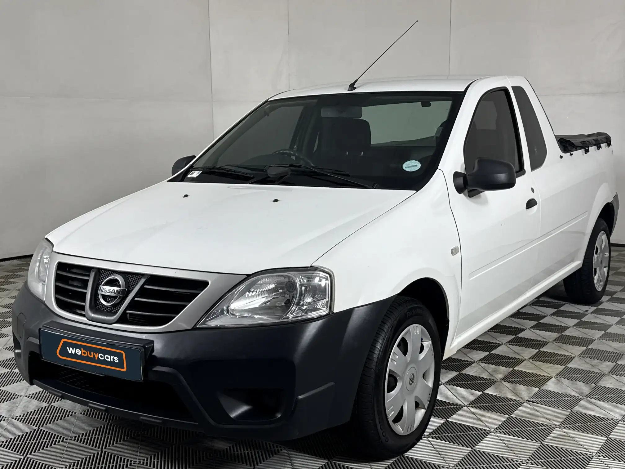2016 Nissan NP200