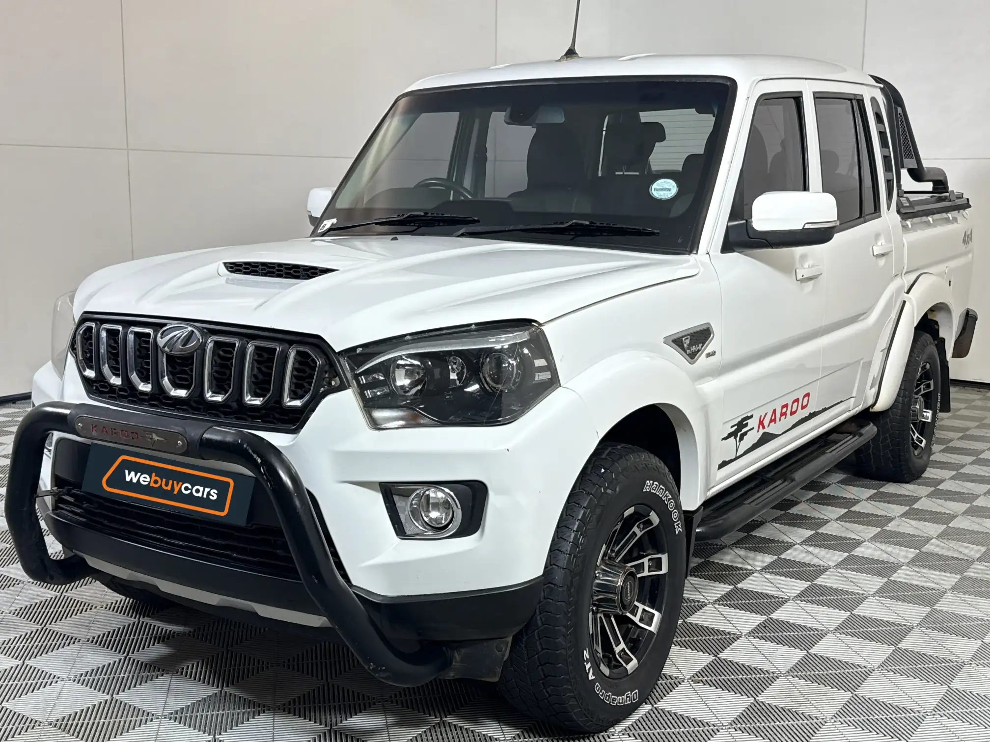 2020 Mahindra PIK UP