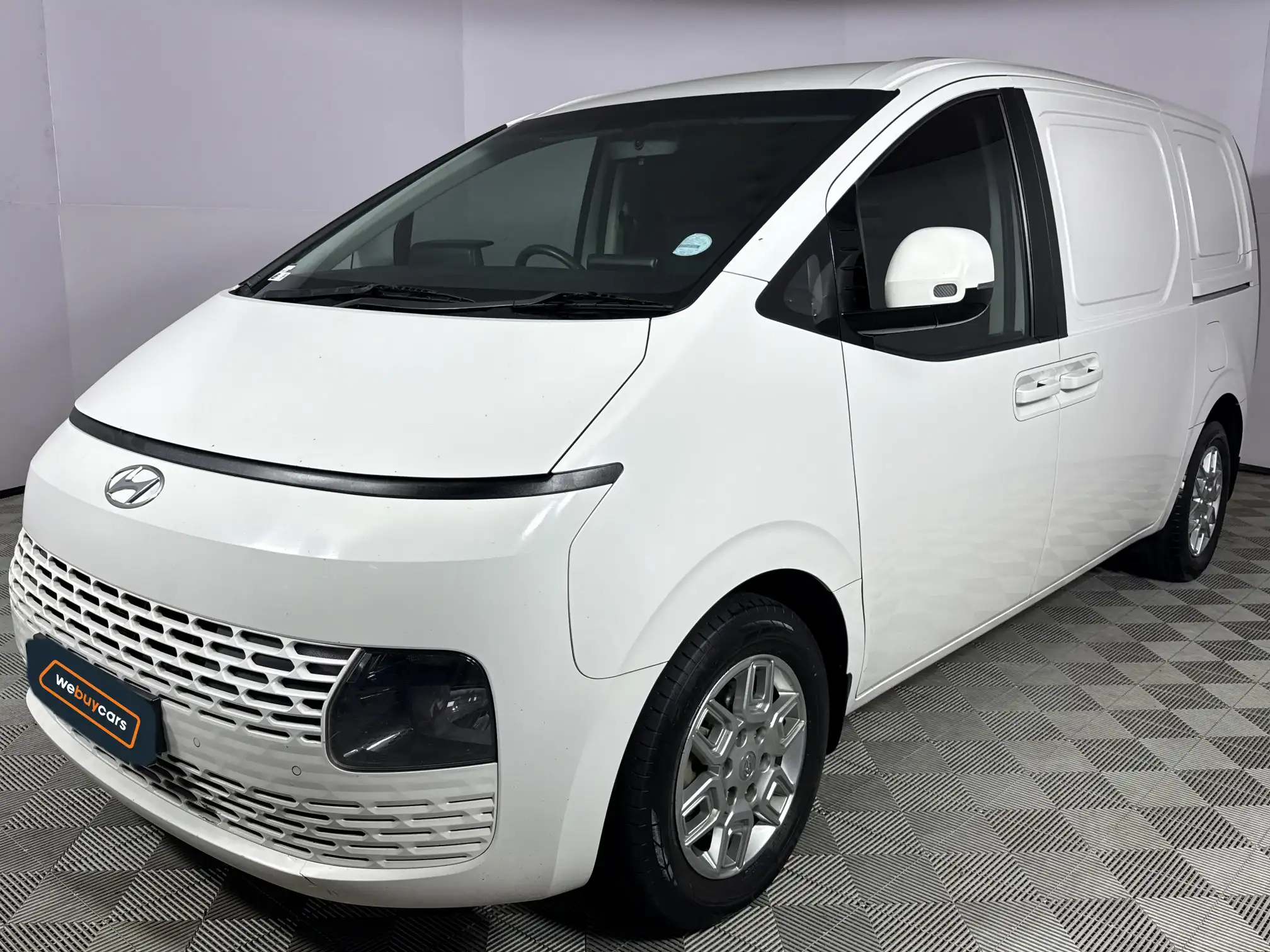 2024 Hyundai Staria