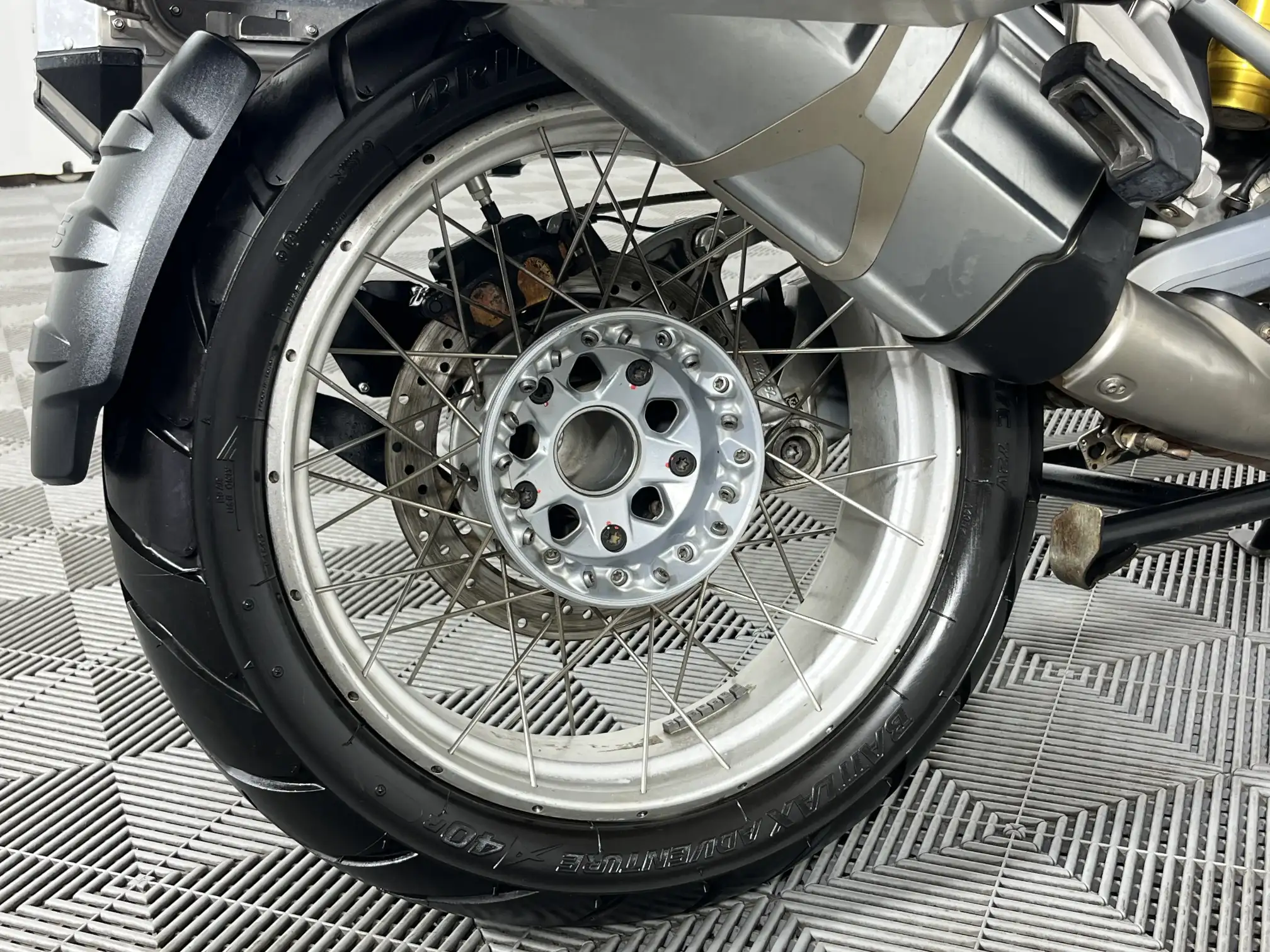 BMW R Series
