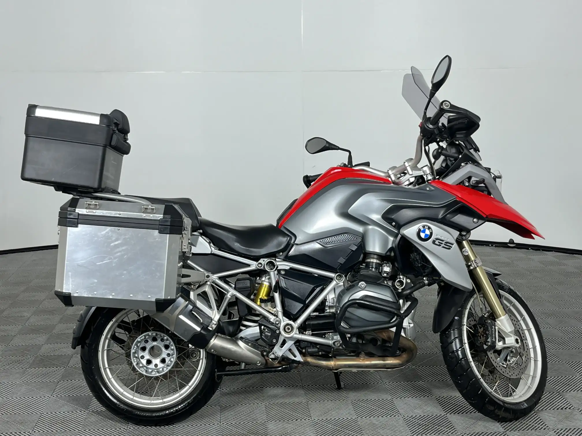 BMW R Series